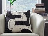 A2Z Furniture - Ashley Furniture - Veerbank Pillows - Pillow (4/CS) / Black/Beige - A1001114