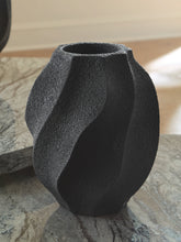 A2Z Furniture - Ashley Furniture - Judworth Vase - Vase / Black - A2000875