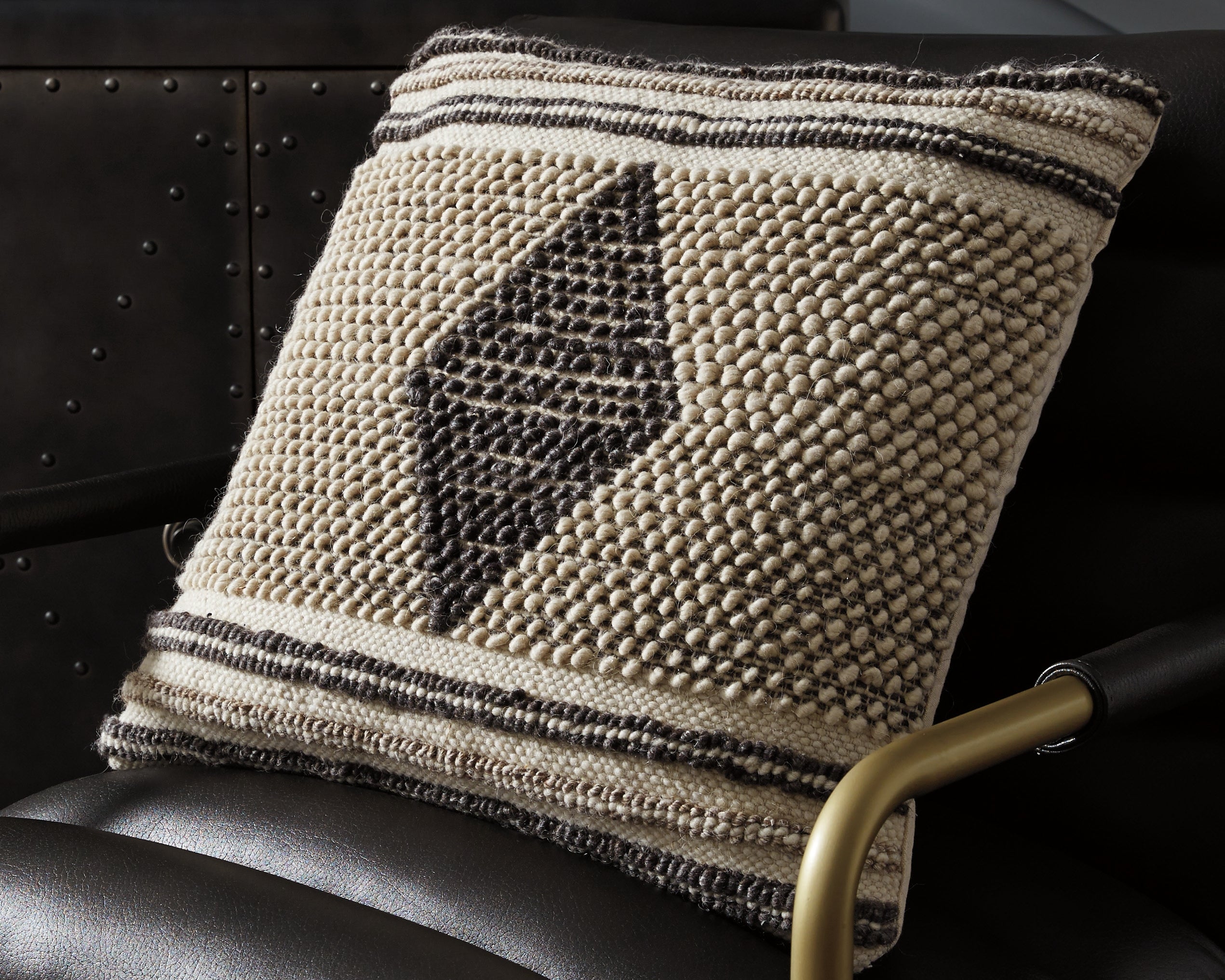 A2Z Furniture - Ashley Furniture - Ricker Pillows - Pillow / Gray/Cream - A1000804P