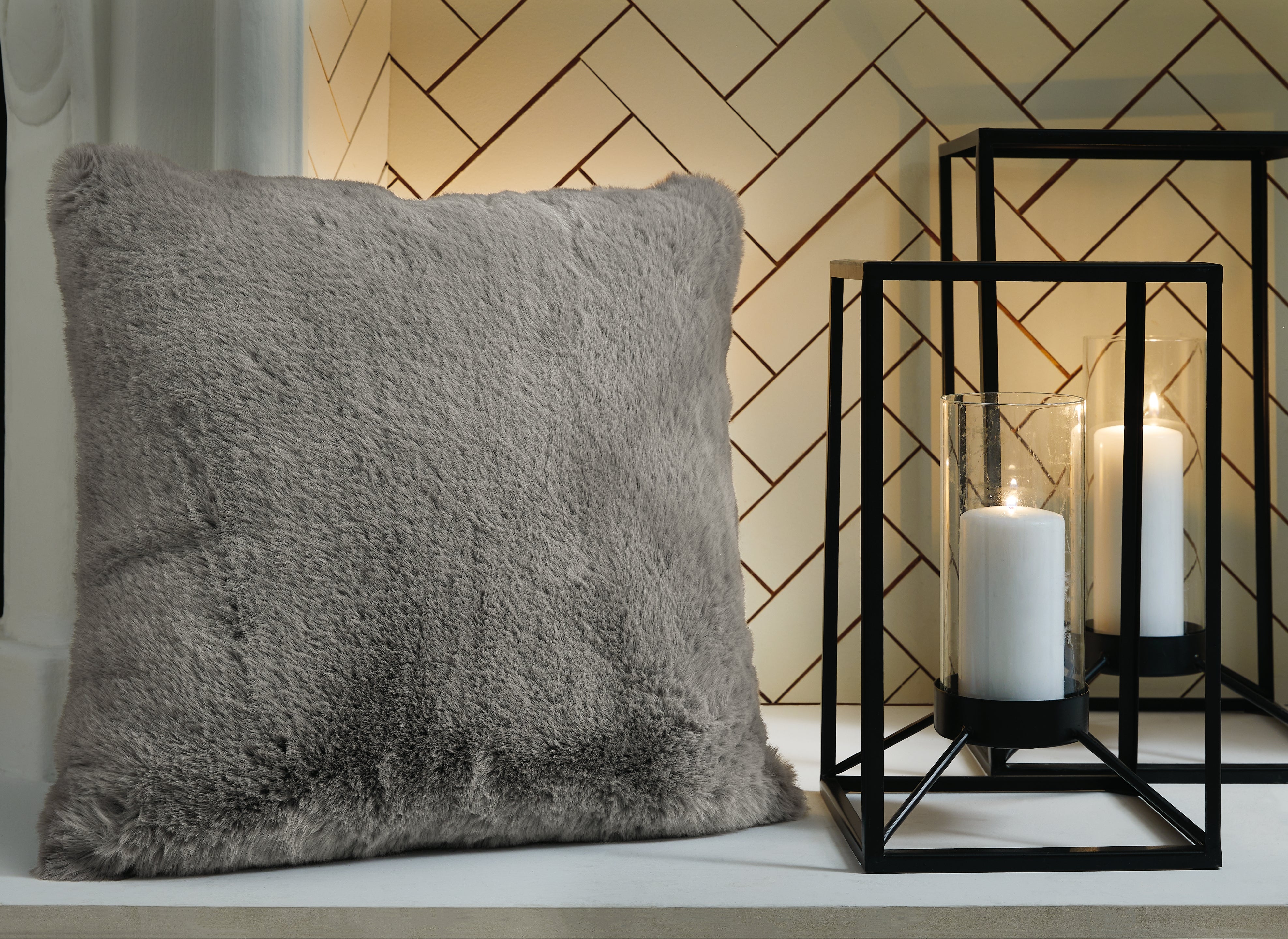 A2Z Furniture - Ashley Furniture - Gariland Pillows - Pillow / Gray - A1000868P