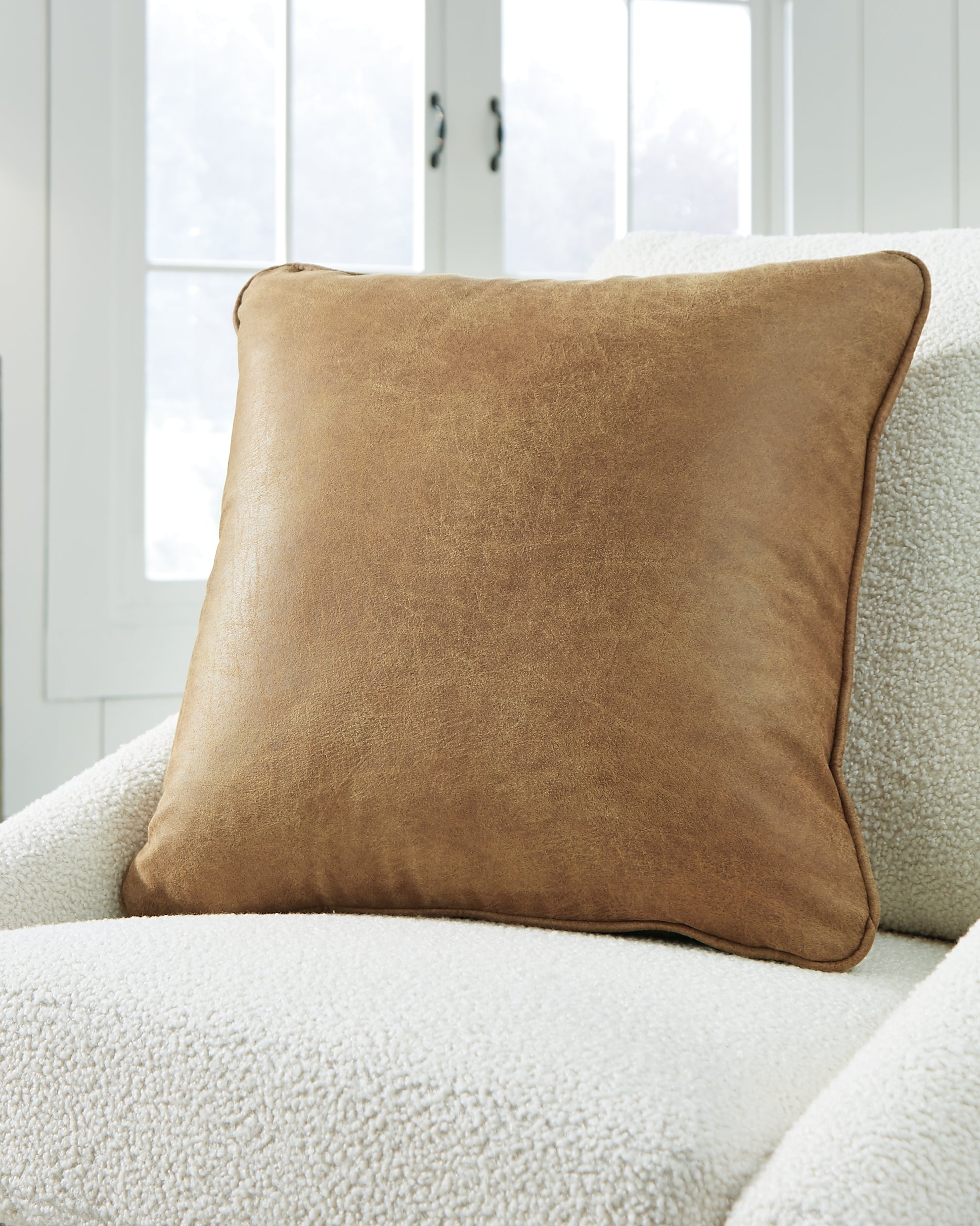 A2Z Furniture - Ashley Furniture - Cortnie Pillows - Pillow (4/CS) / Caramel - A1000953