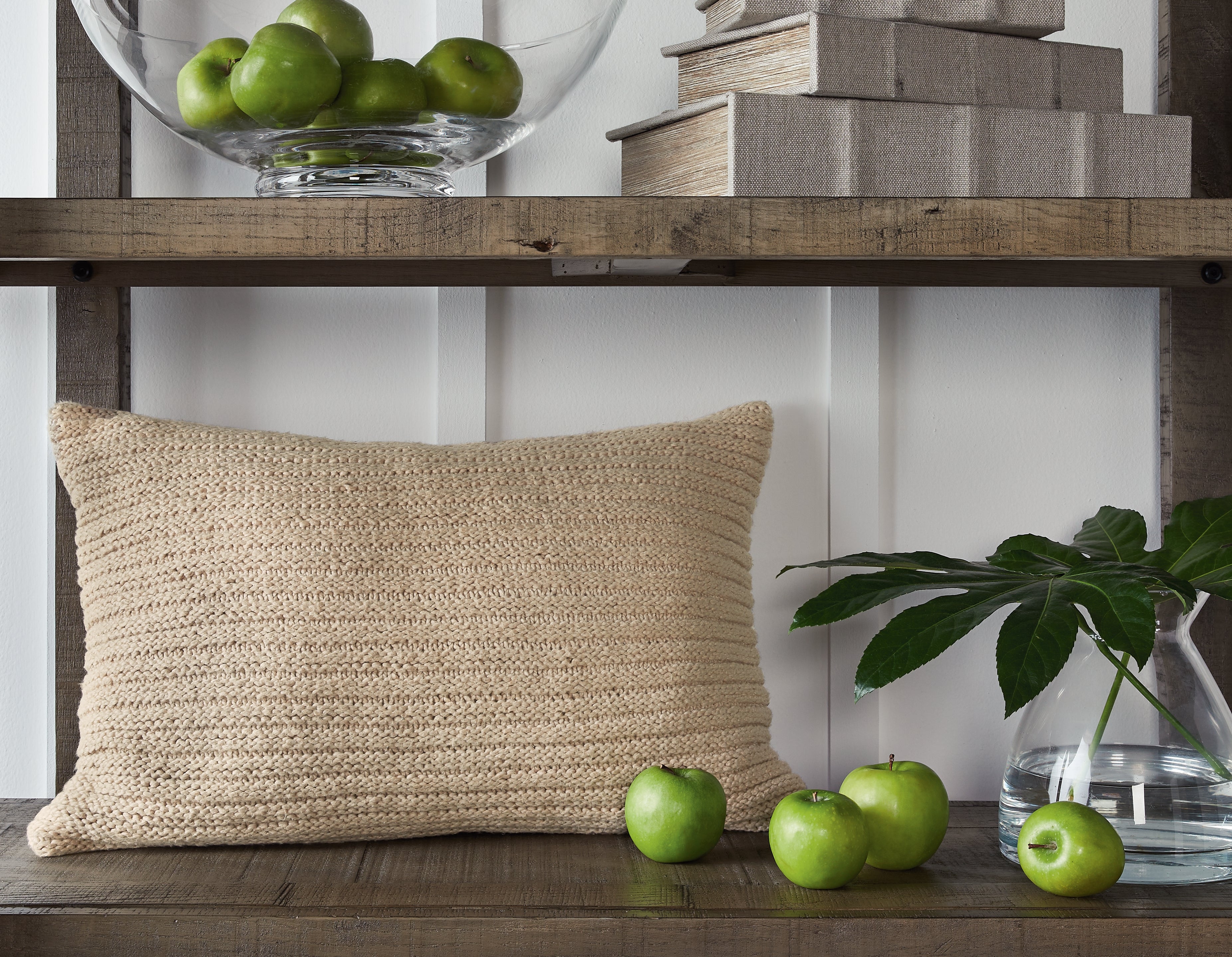 A2Z Furniture - Ashley Furniture - Abreyah Pillows - Pillow / Tan - A1000957P