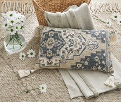 A2Z Furniture - Ashley Furniture - Winbury Pillows - Pillow / Blue/Tan/White - A1001035P