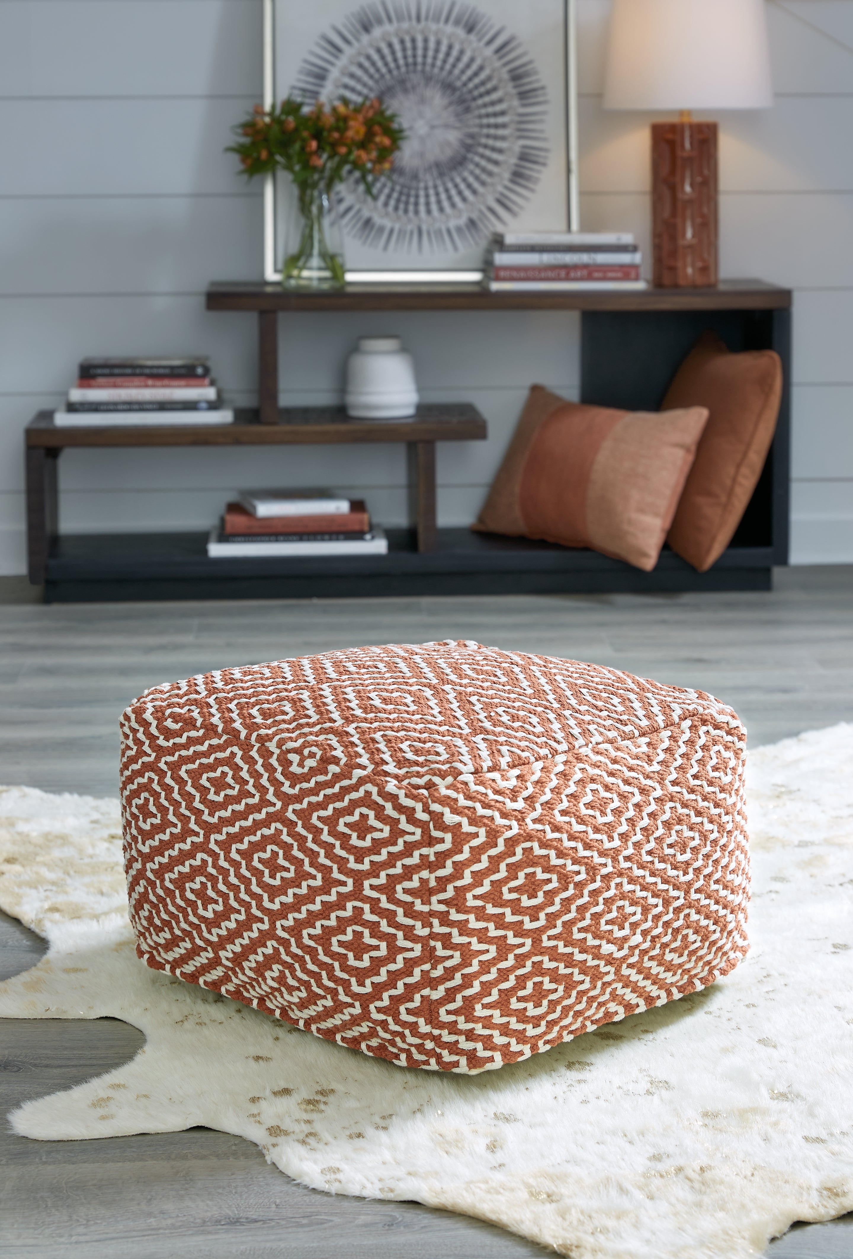 A2Z Furniture - Ashley Furniture - Brynnsen Pouf - Pouf / Rust/Ivory - A1001056