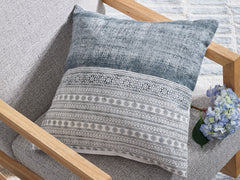 A2Z Furniture - Ashley Furniture - Harperville Pillows - Pillow (4/CS) / Blue/White - A1001127