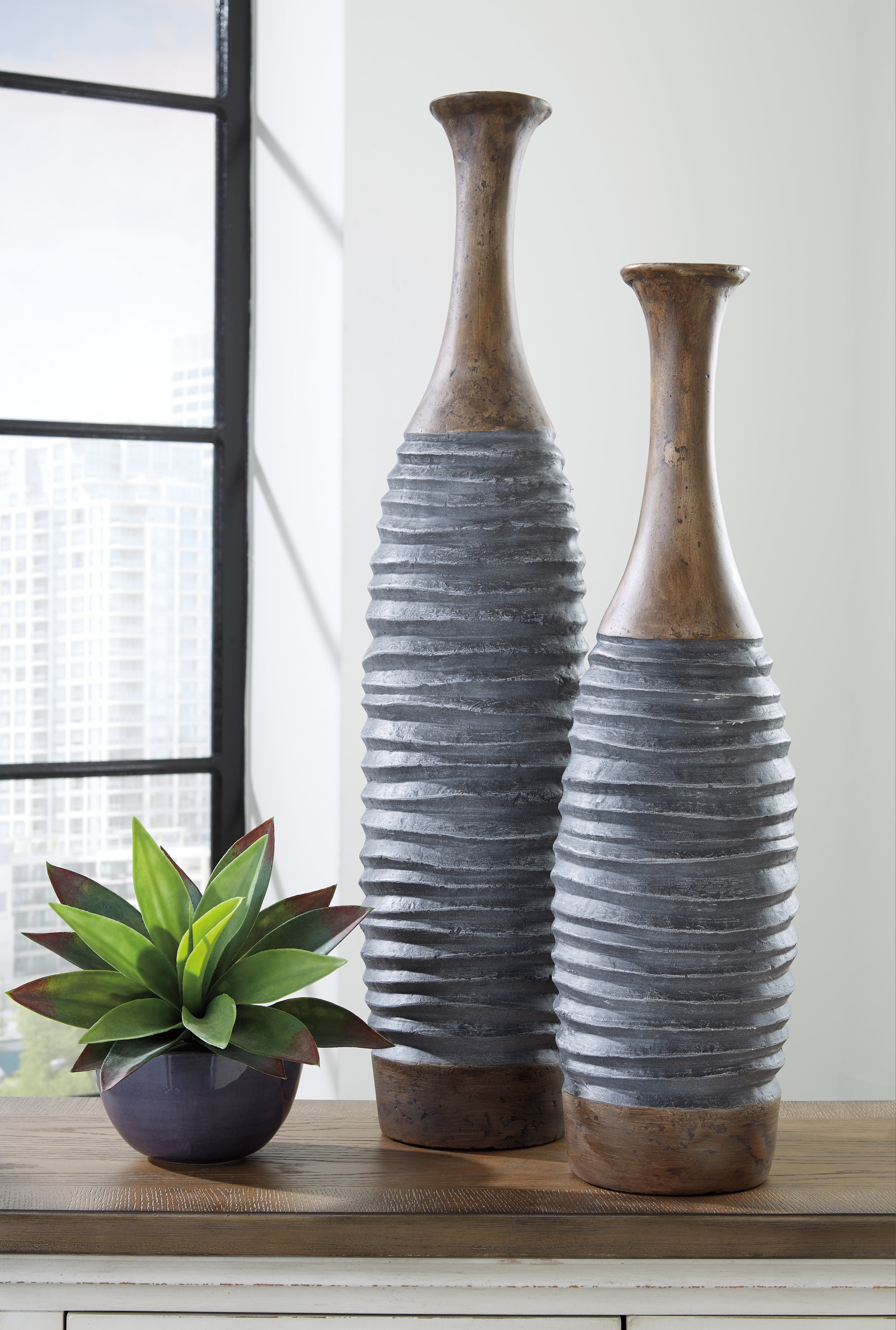 A2Z Furniture - Ashley Furniture - Blayze Vase - Vase Set (Set of 2) / Antique Gray/Brown - A2000388