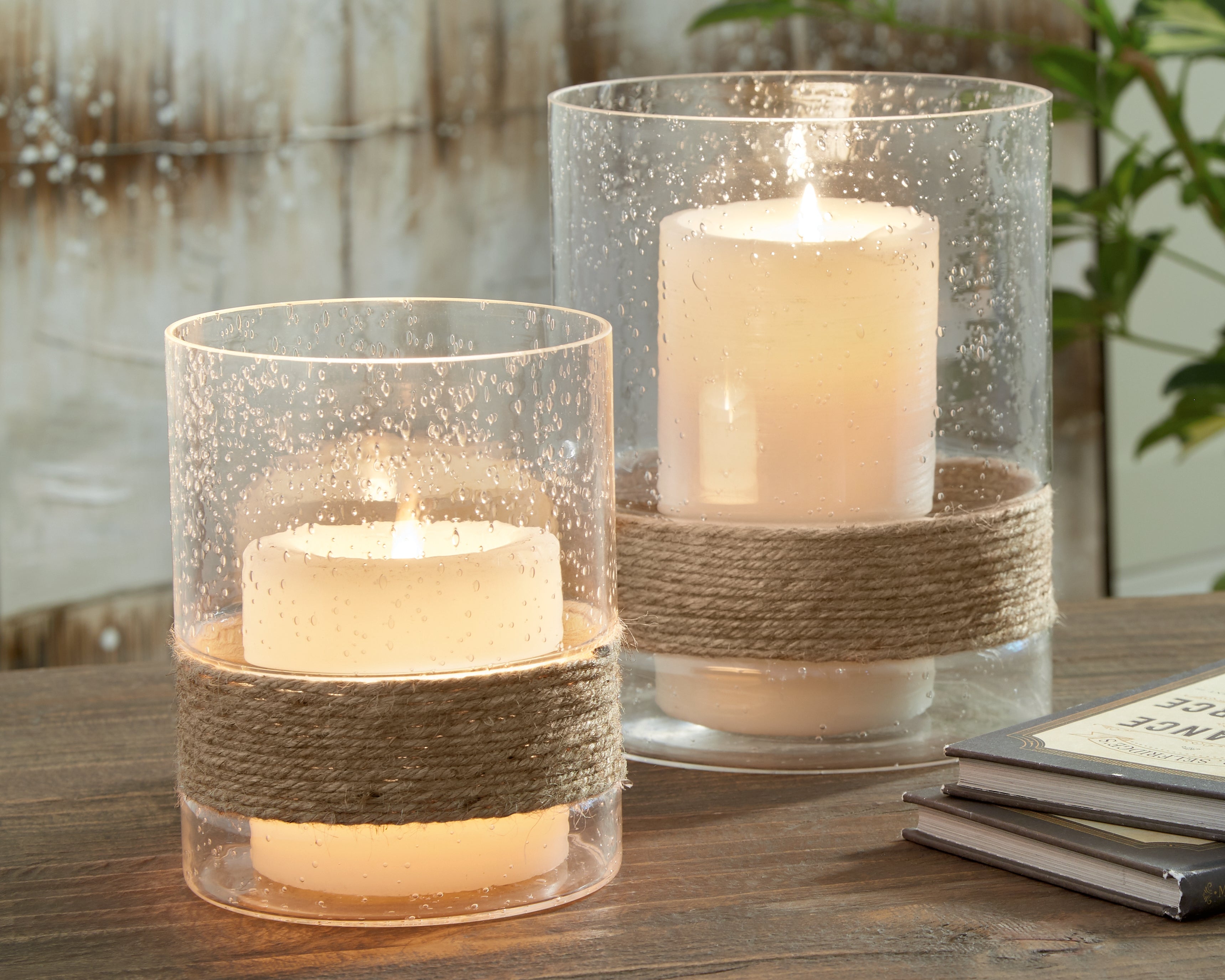 A2Z Furniture - Ashley Furniture - Eudocia Candle Holder - Candle Holder Set (Set of 2) / Clear - A2000456