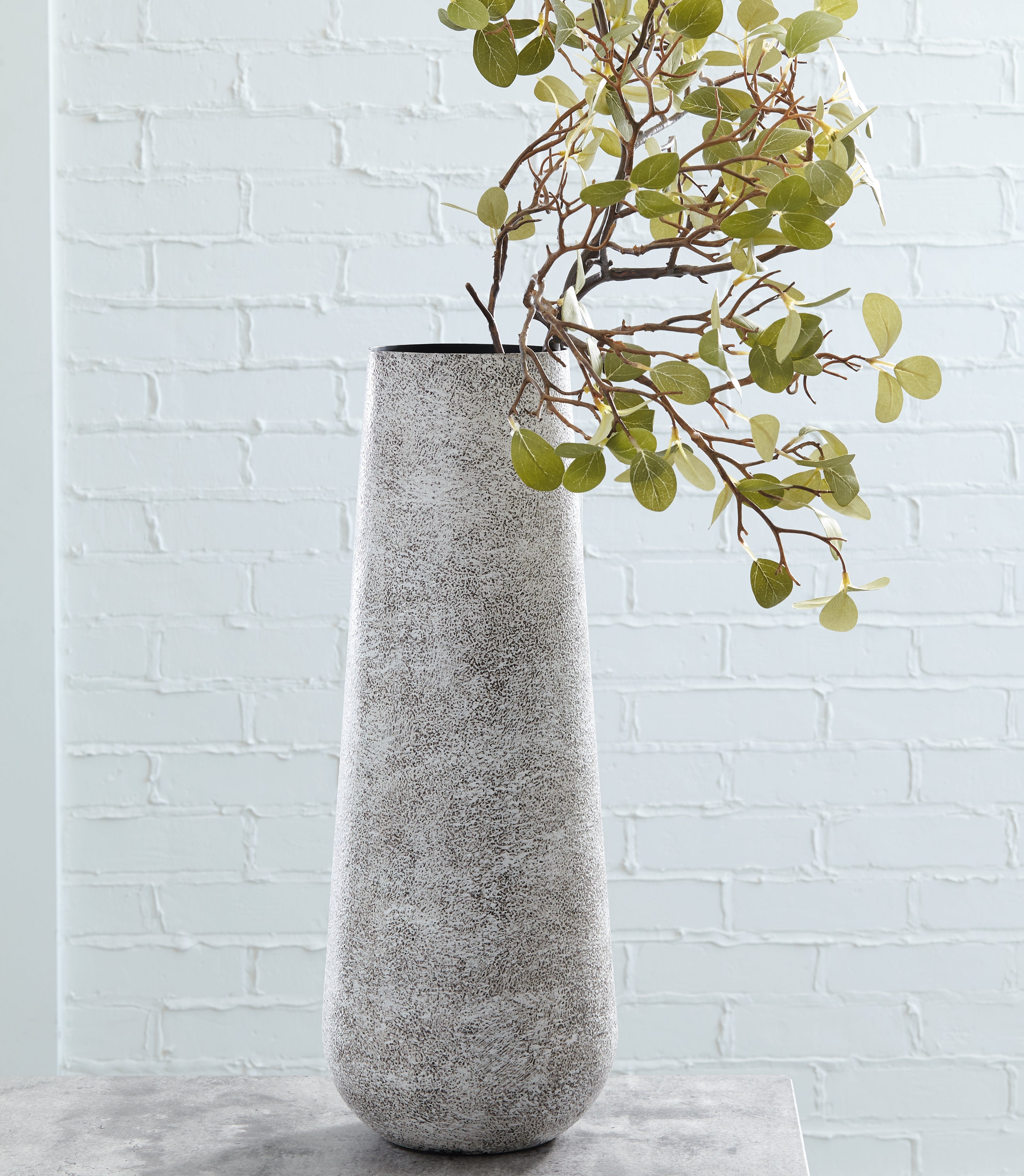 A2Z Furniture - Ashley Furniture - Fynn Vase - Vase / Antique White - A2000517