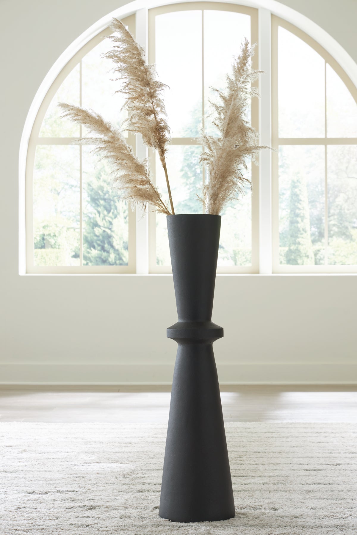 A2Z Furniture - Ashley Furniture - Collisten Vase - Vase / Black - A2000664