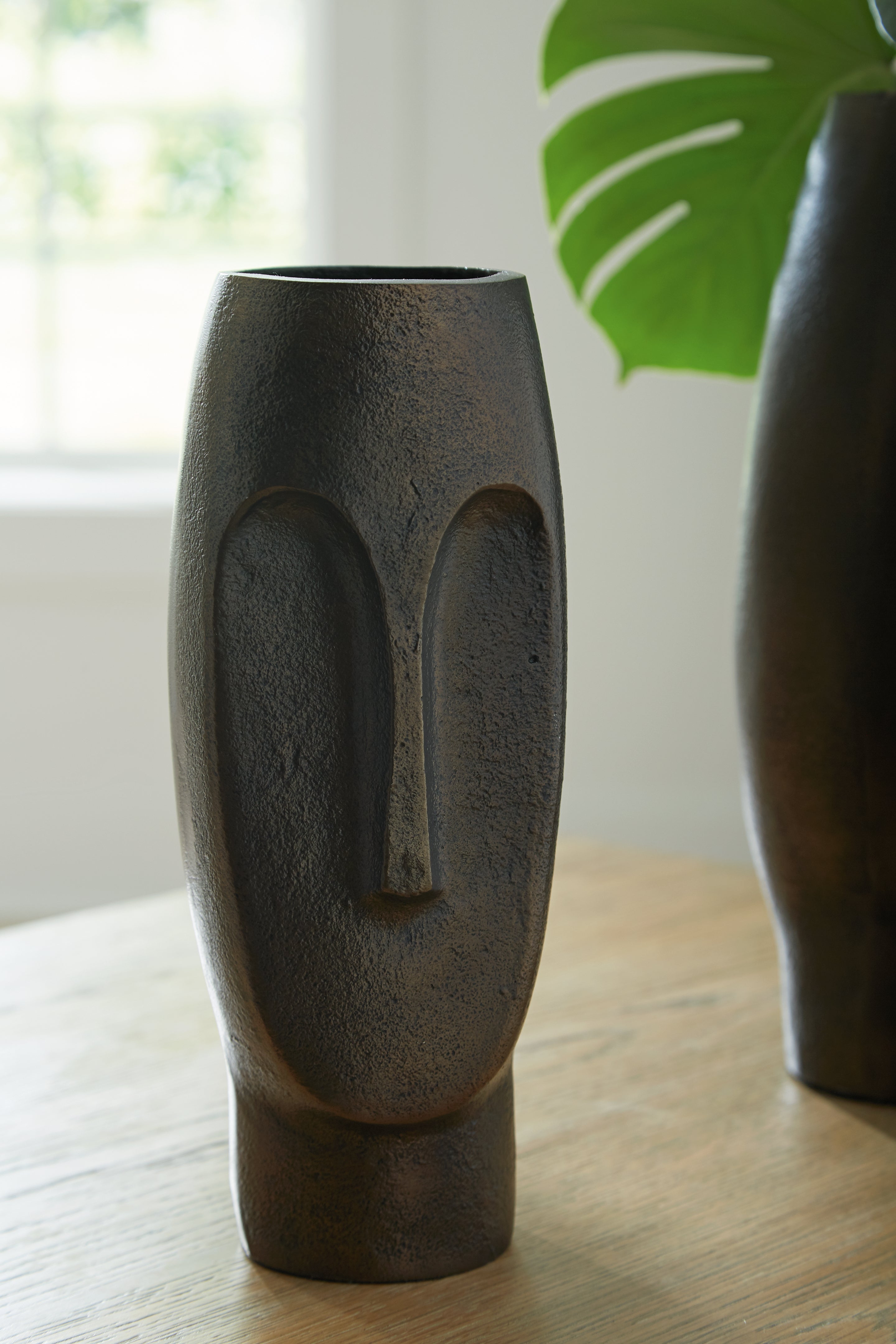 A2Z Furniture - Ashley Furniture - Elanman Vase - Vase / Antique Bronze Finish - A2000692