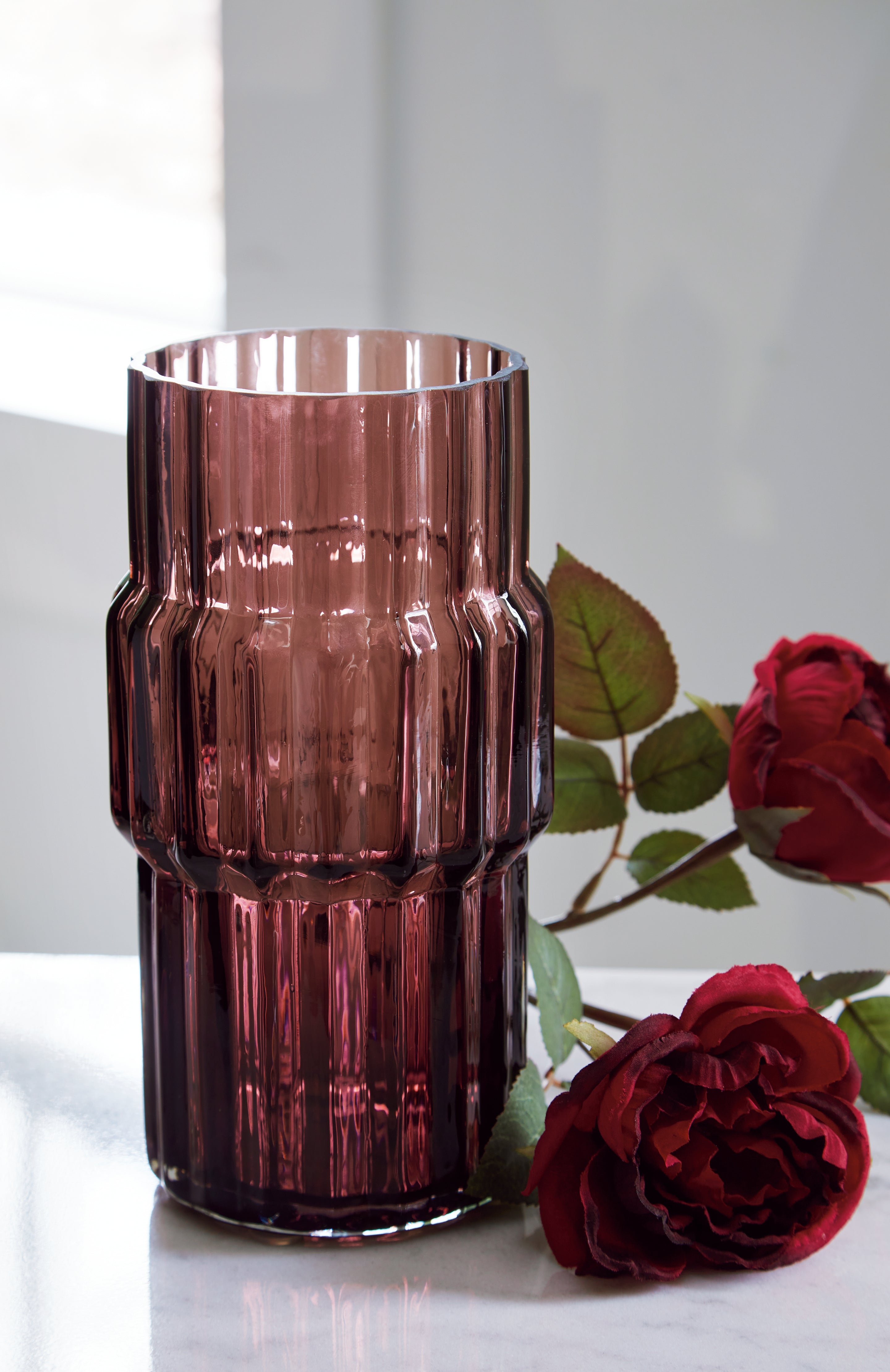 A2Z Furniture - Ashley Furniture - Dorlow Vase - Vase / Mauve - A2900024V