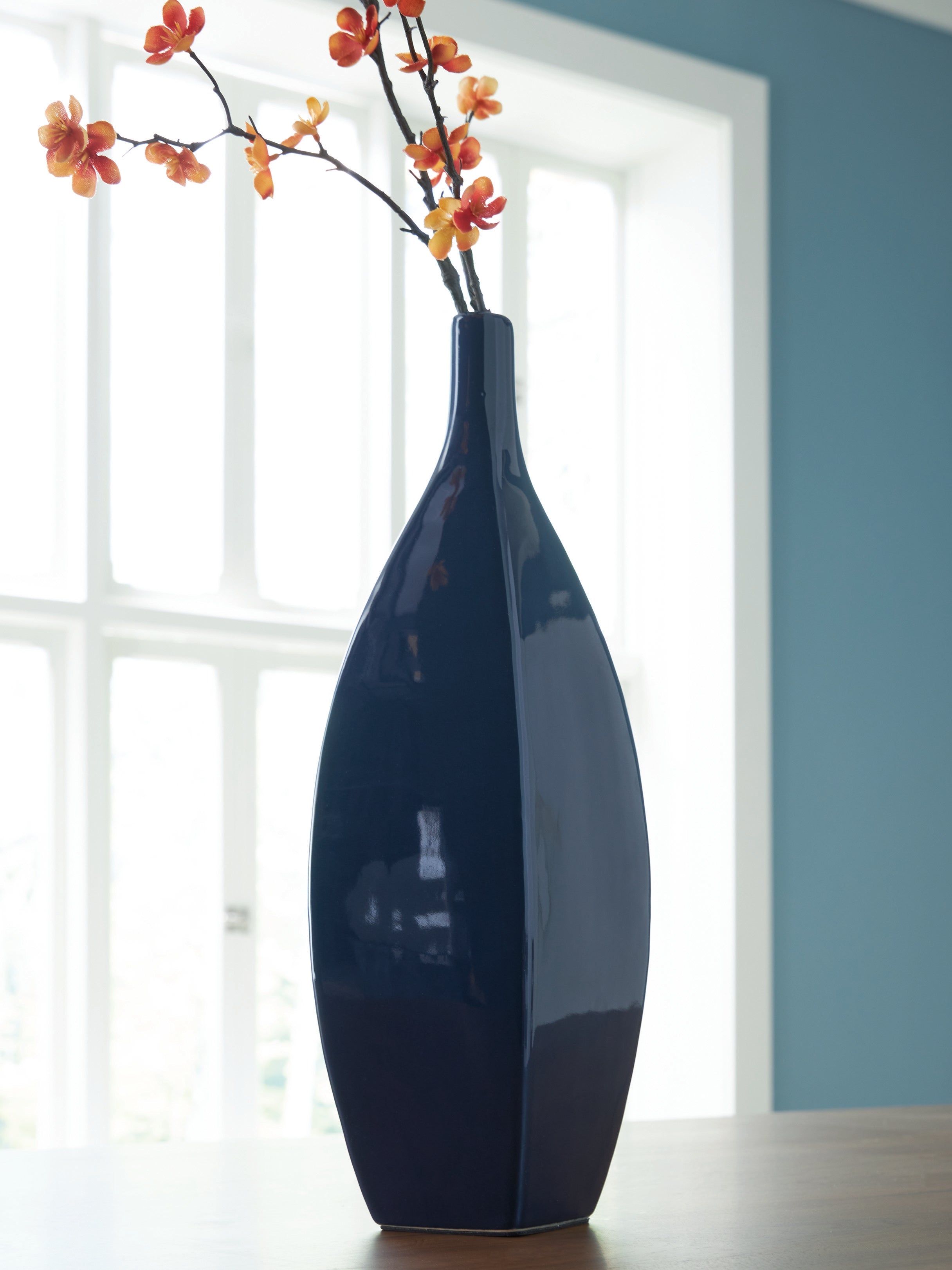 A2Z Furniture - Ashley Furniture - Abtinson Vase - Vase / Navy - A2900033