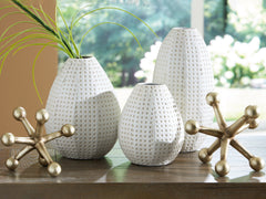 A2Z Furniture - Ashley Furniture - Azerton Accessory Set (Set of 5) - Accessory Set (5/CN) / White/Gold Finish - A2C00209