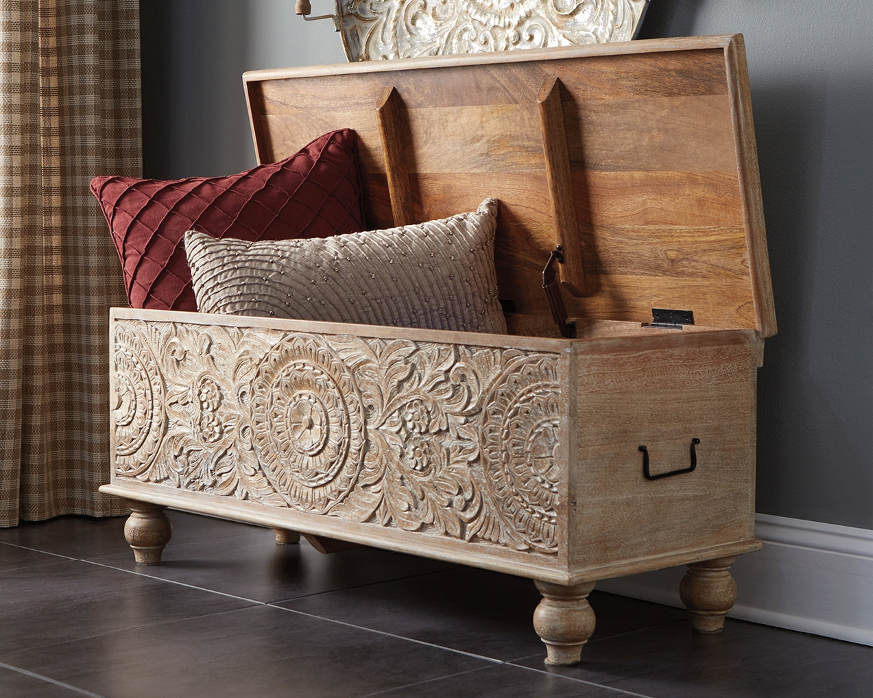 A2Z Furniture - Ashley Furniture - Fossil Ridge Storage Bench - Storage Bench / Beige / 44"W x 17"D x 17"H - A4000039