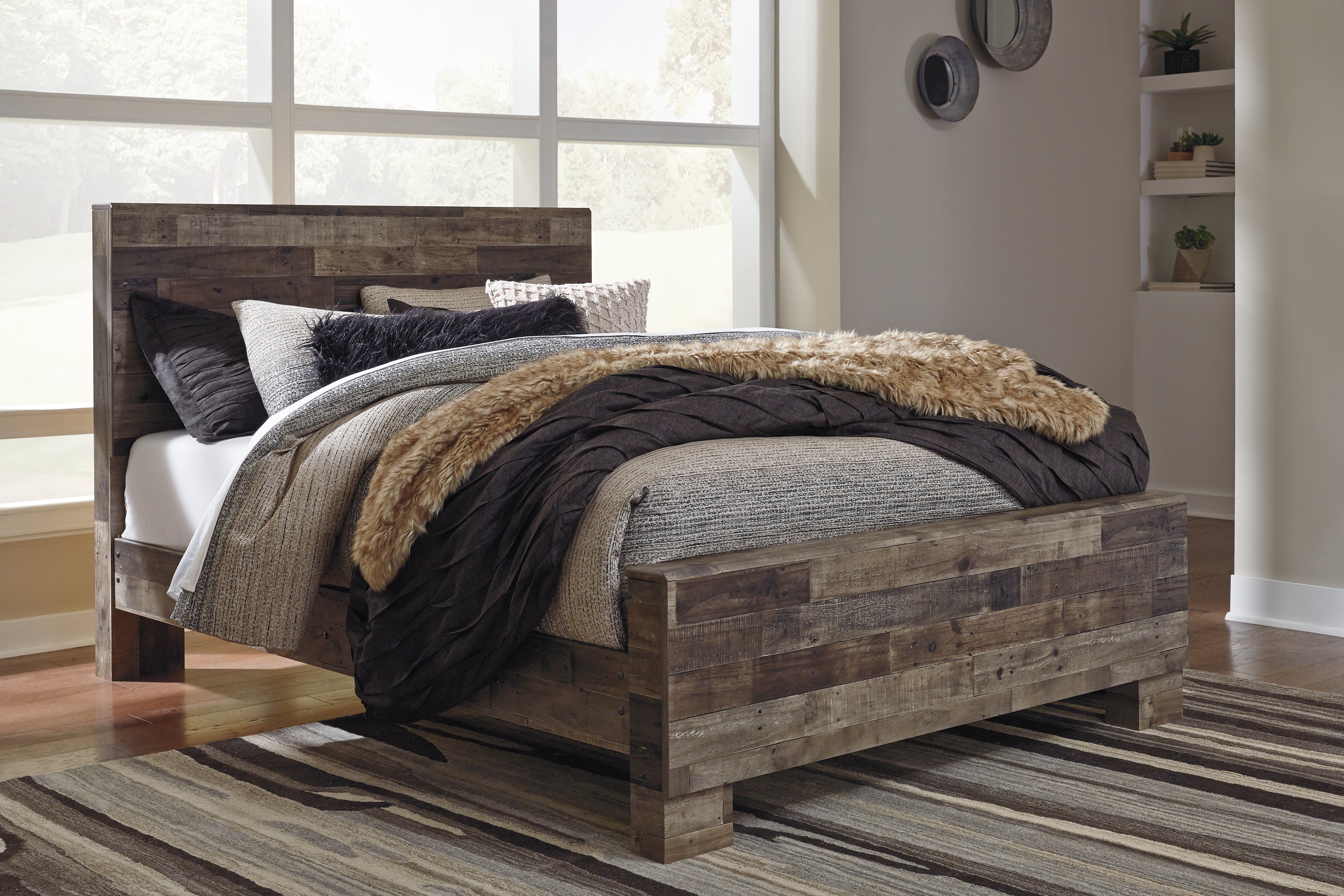A2Z Furniture - Ashley Furniture - Derekson Bedroom - Queen Panel Bed / Multi Gray - B200B6