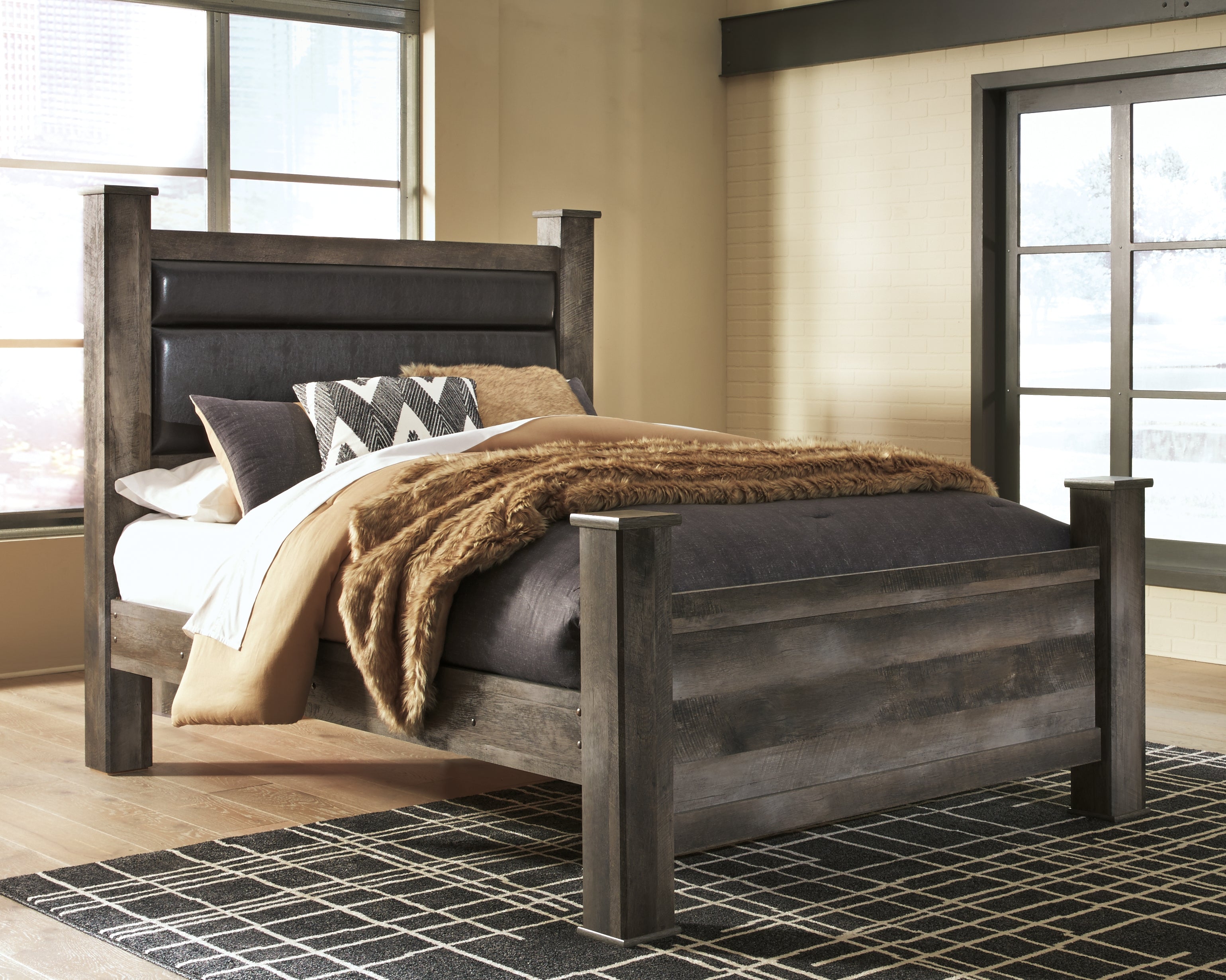 A2Z Furniture - Ashley Furniture - Wynnlow Bedroom - Queen Upholstered Poster Bed / Gray - B440B7