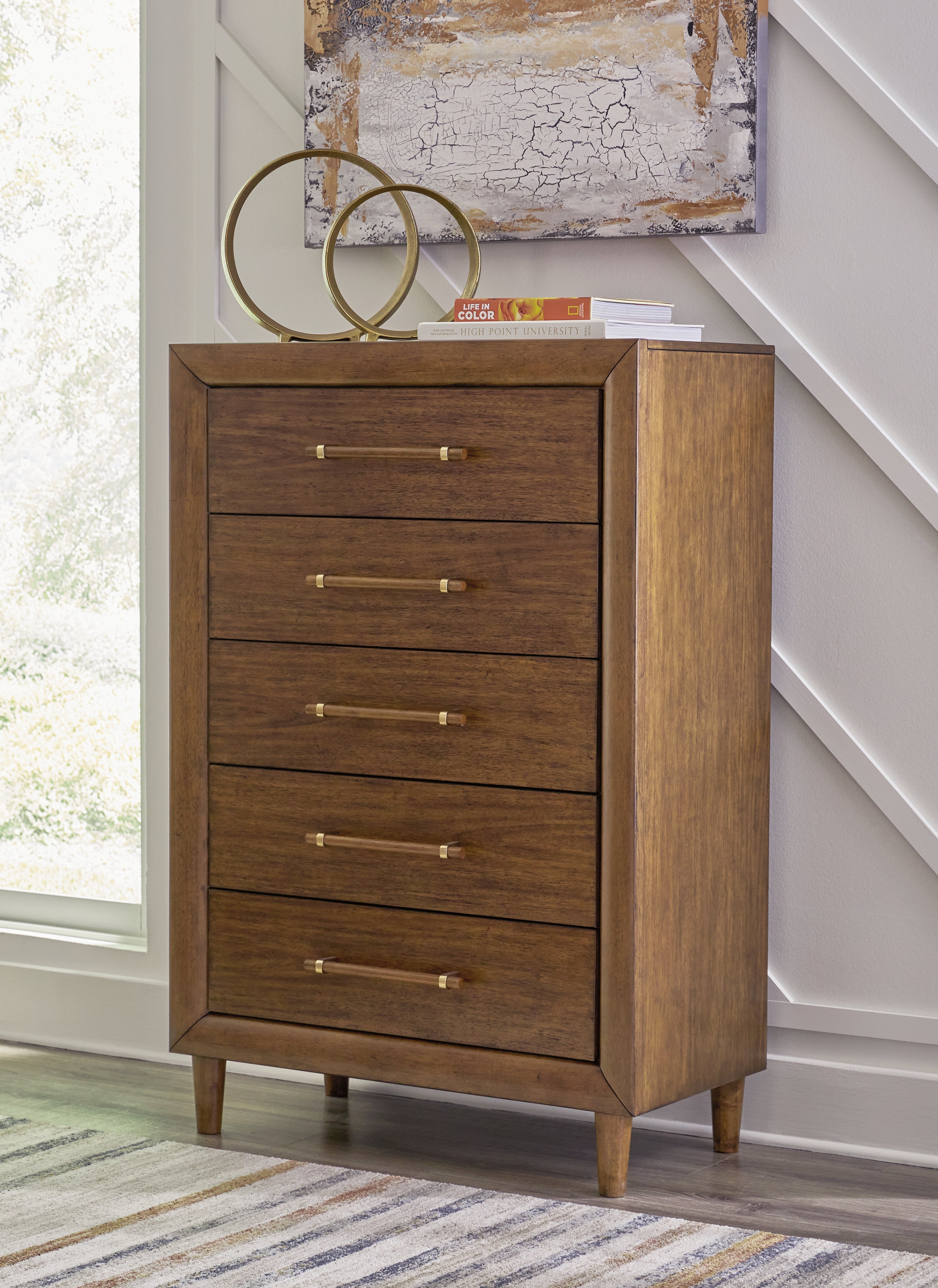 A2Z Furniture - Ashley Furniture - Lyncott Bedroom - Five Drawer Chest / Brown - B615-46