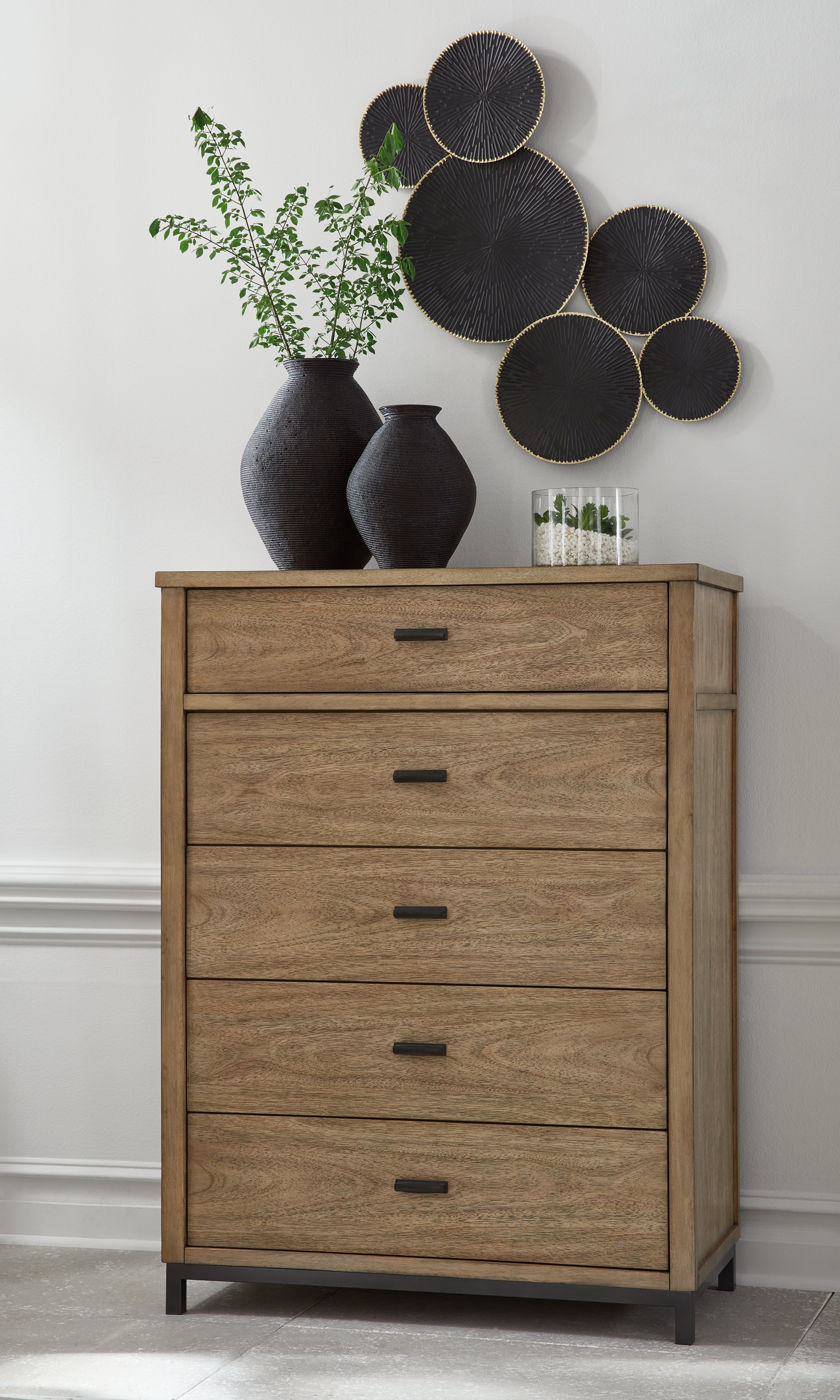 A2Z Furniture - Ashley Furniture - Tomtyn Bedroom - Five Drawer Chest / Light Brown - B622-46
