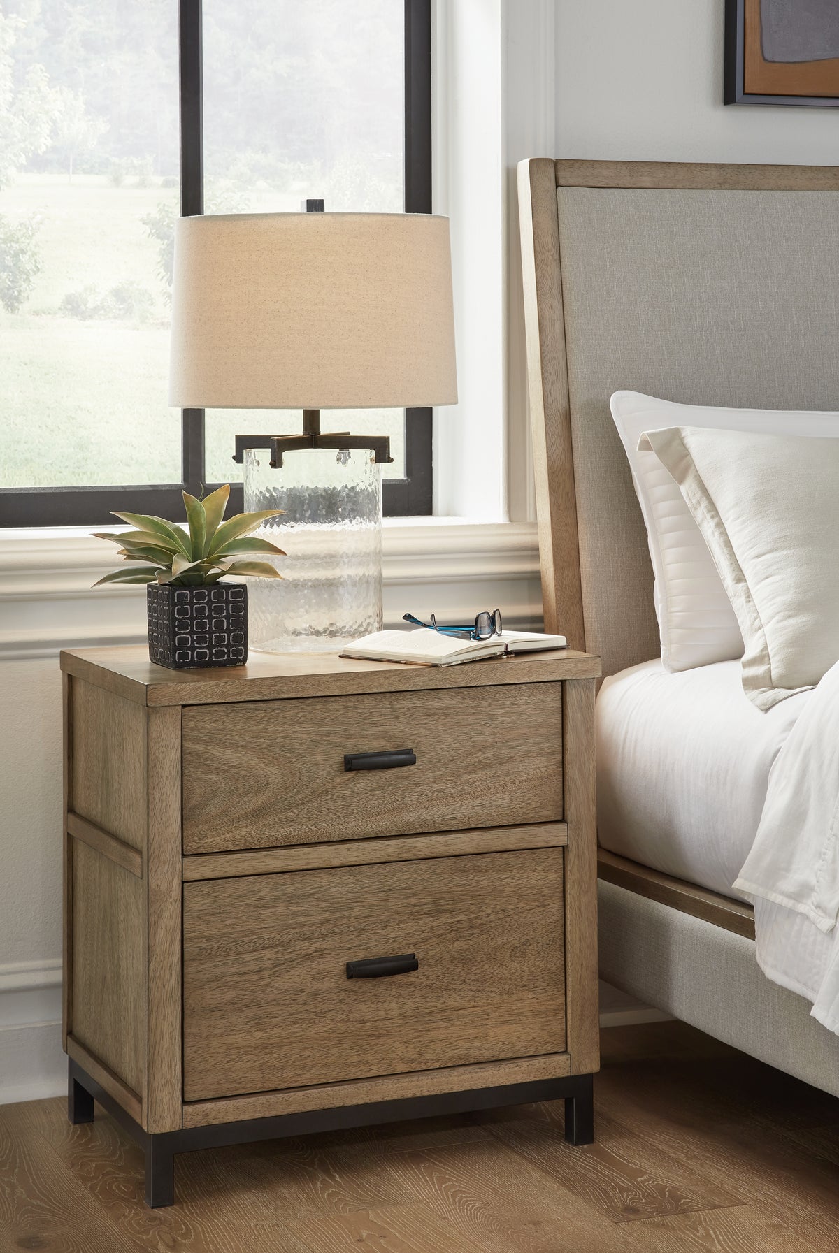 A2Z Furniture - Ashley Furniture - Tomtyn Bedroom - Queen Upholstered Bed / Light Brown - B622B2