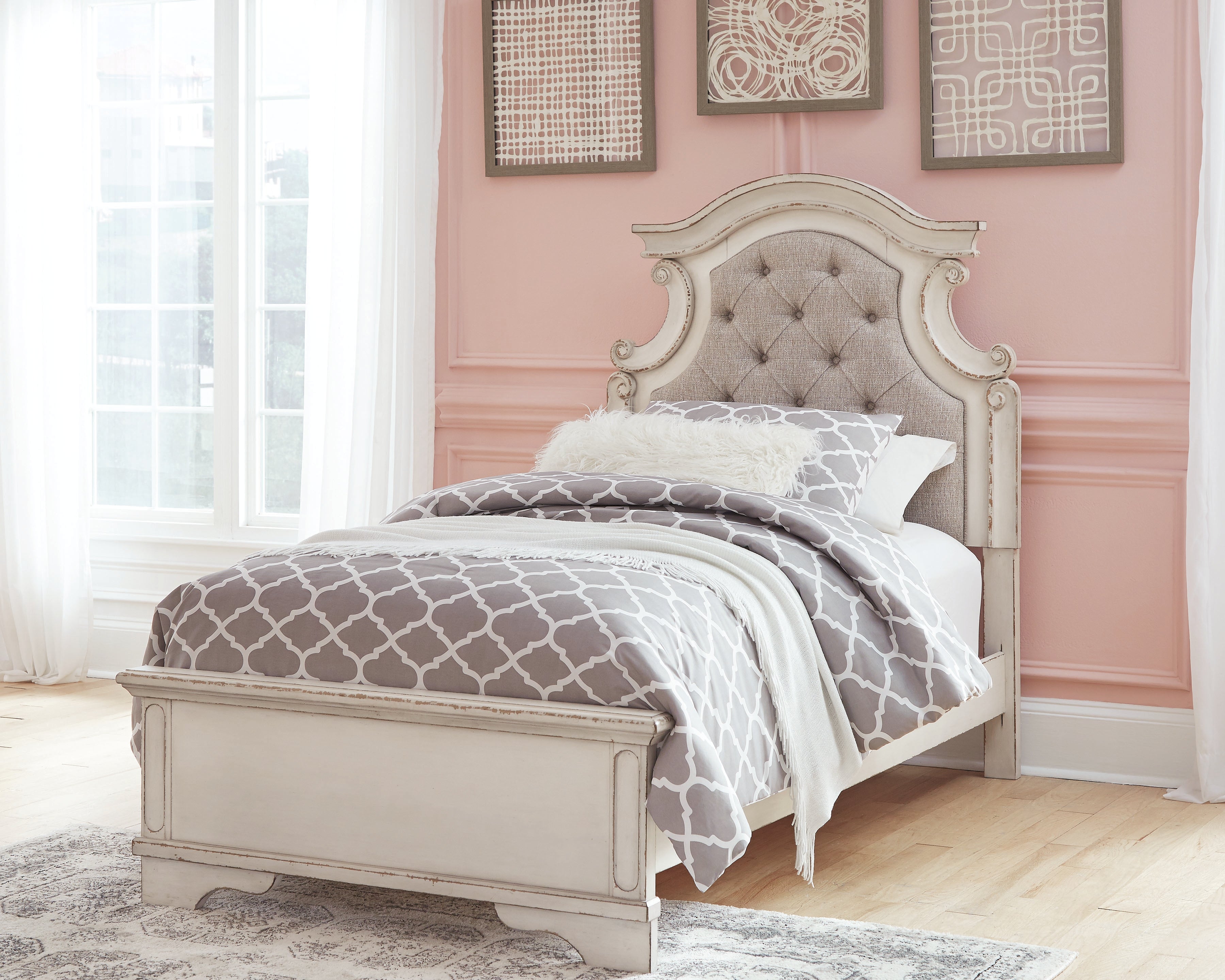 A2Z Furniture - Ashley Furniture - Realyn Bedroom - Full Panel Bed / Chipped White - B743B14
