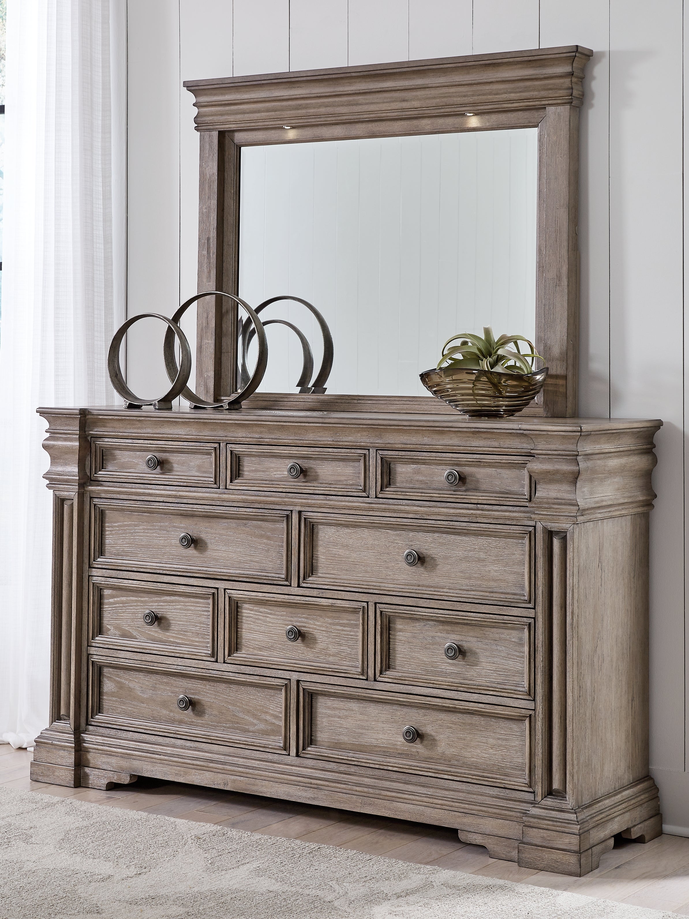 A2Z Furniture - Ashley Furniture - Blairhurst Bedroom - Dresser and Mirror / Light Grayish Brown - B916B1