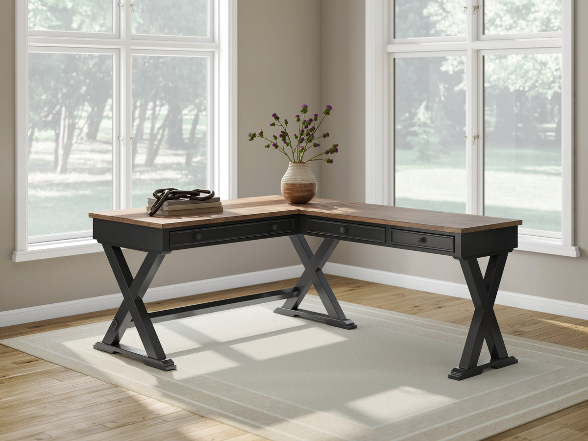 A2Z Furniture - Ashley Furniture - Wildenauer Office Desk - Home Office Desk / Brown/Black - H664H2