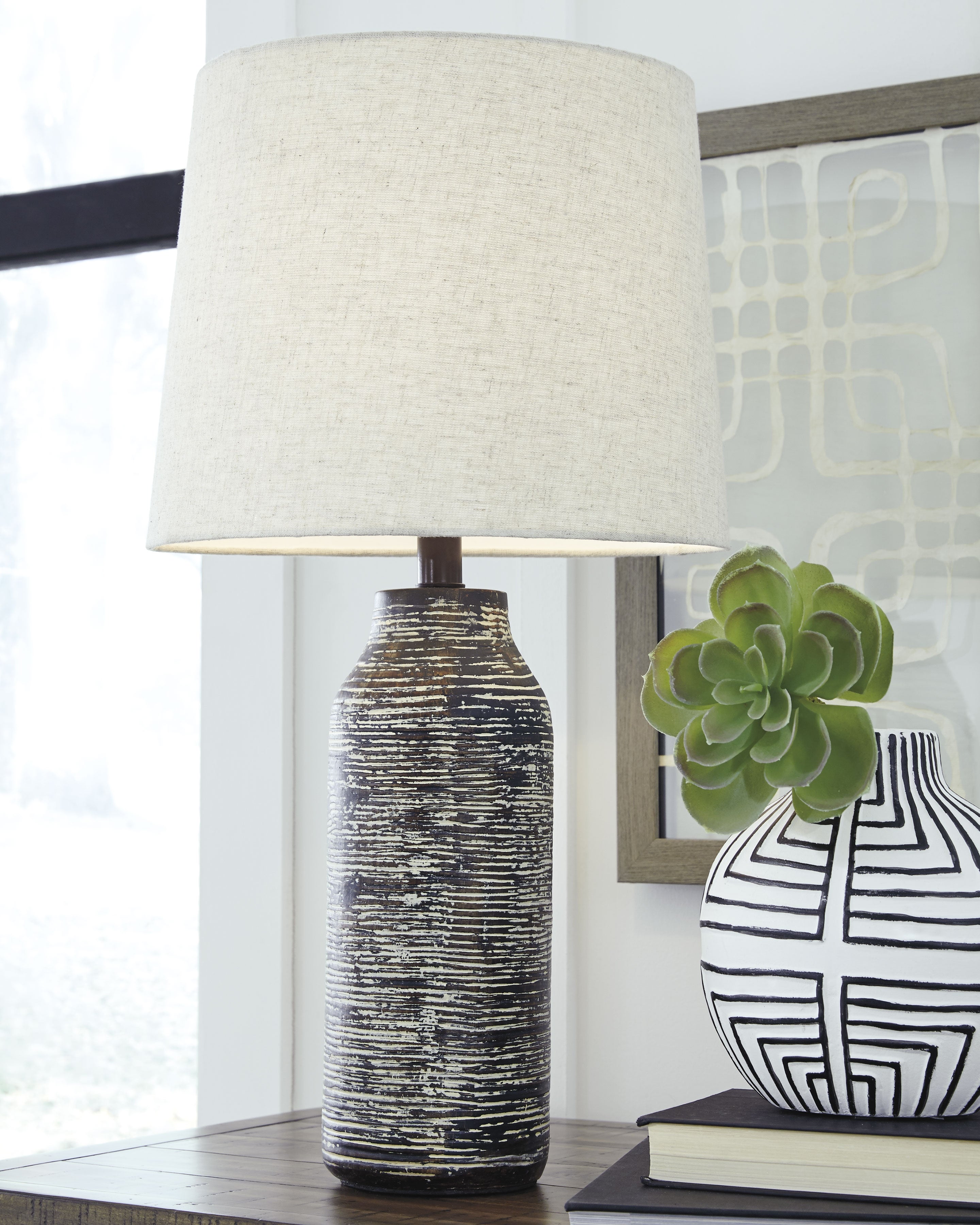 A2Z Furniture - Ashley Furniture - Mahima Lighting - Paper Table Lamp (Set of 2) / Black/White - L235584