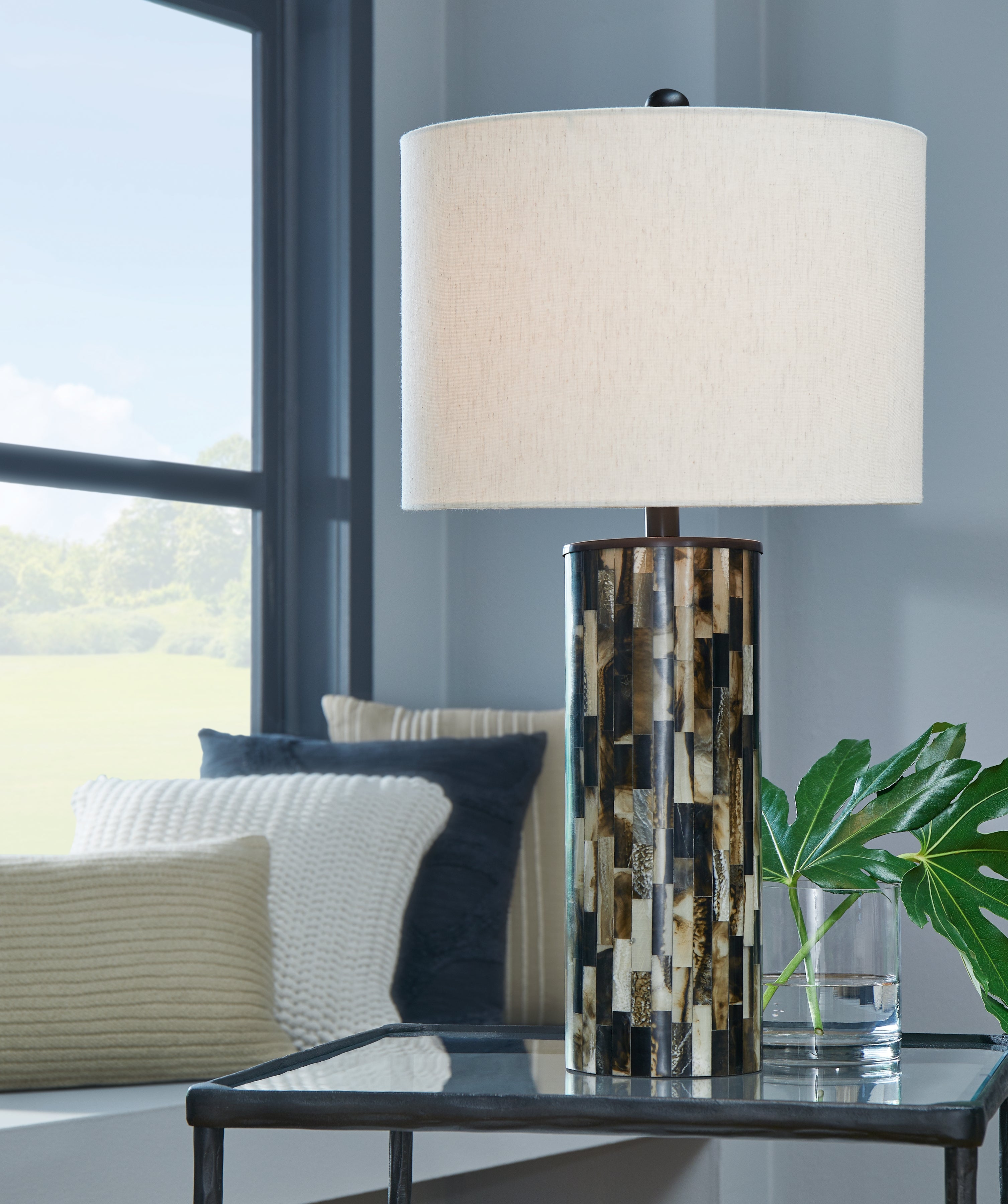 A2Z Furniture - Ashley Furniture - Ellford Lighting - Poly Table Lamp (1/CN) / Black/Brown/Cream - L235684