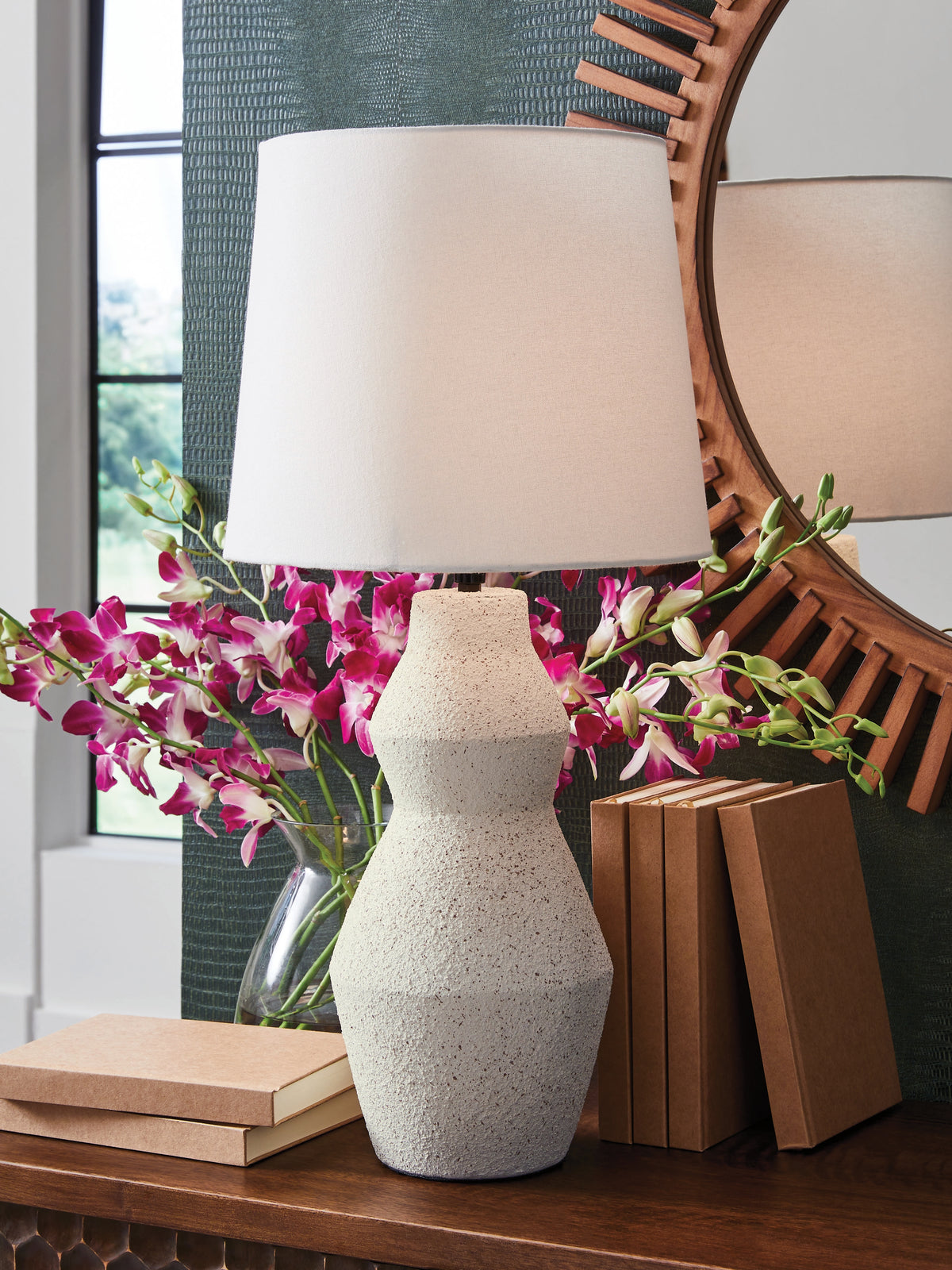 A2Z Furniture - Ashley Furniture - Dawthorne Lighting - Paper Table Lamp (1/CN) / Cream - L236034