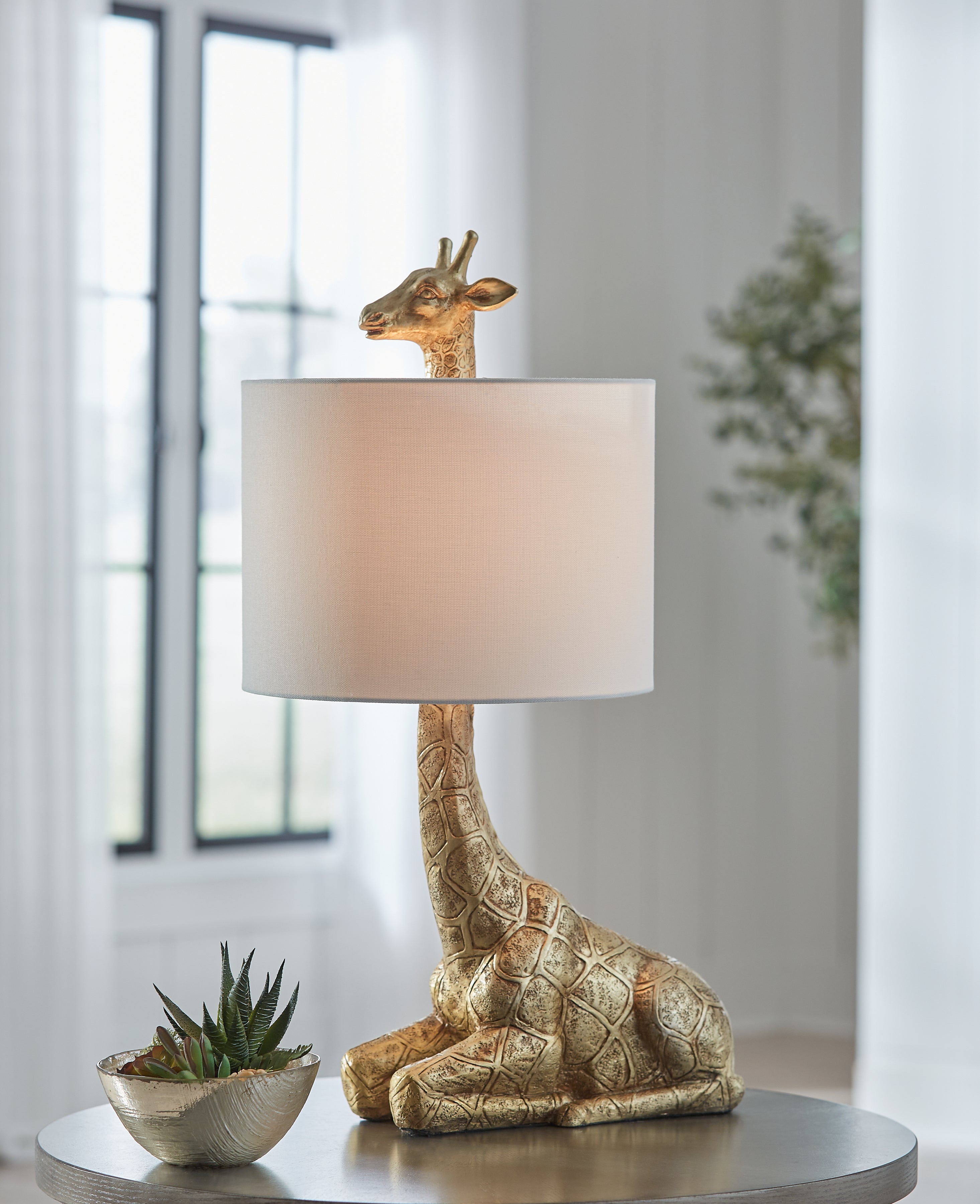 A2Z Furniture - Ashley Furniture - Ferrison Lighting - 2-Piece Lamp Set / Gold Finish - L317004X2