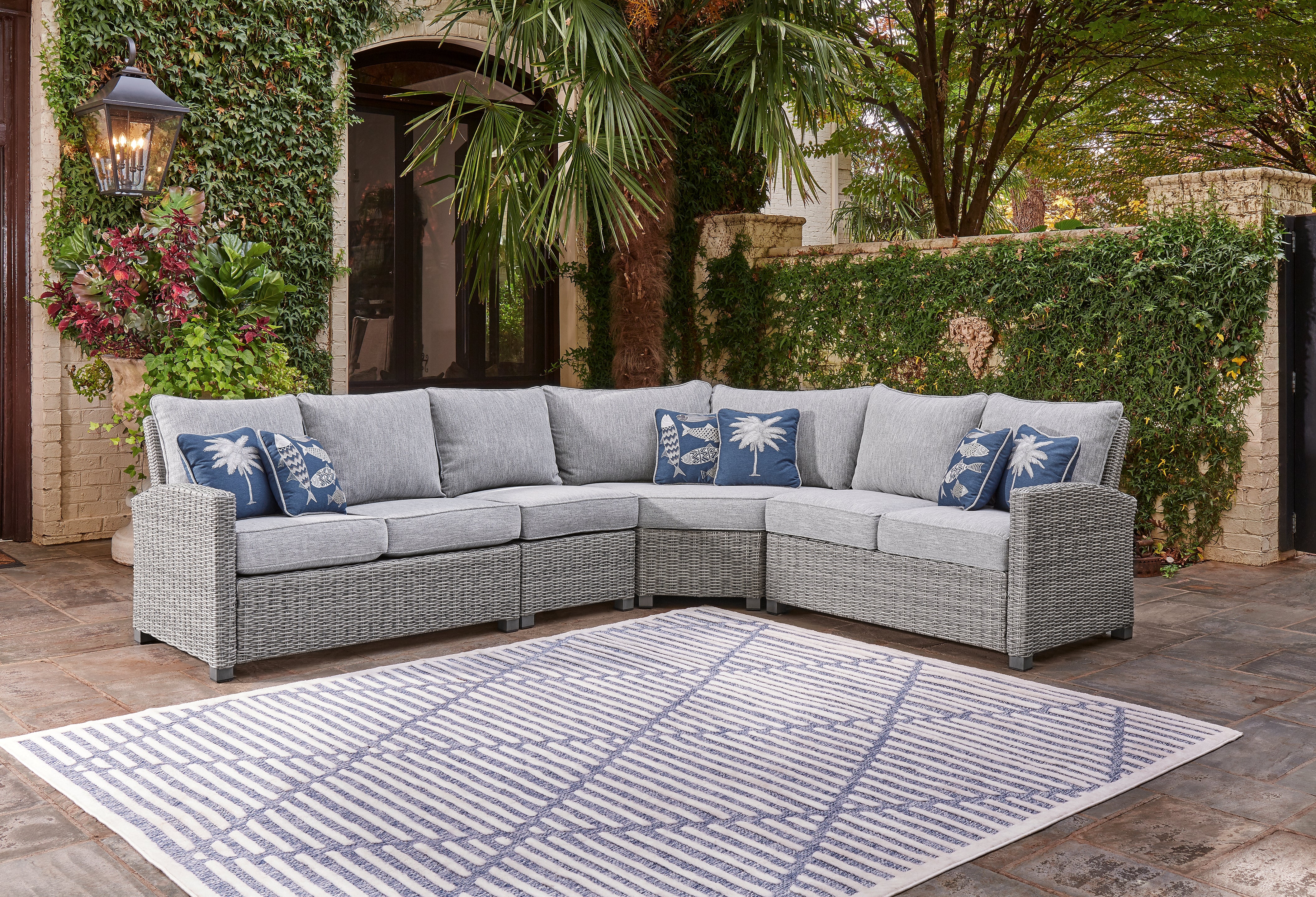 A2Z Furniture - Ashley Furniture - Naples Beach Outdoor - 4-Piece Outdoor Sectional / Light Gray - P439P2