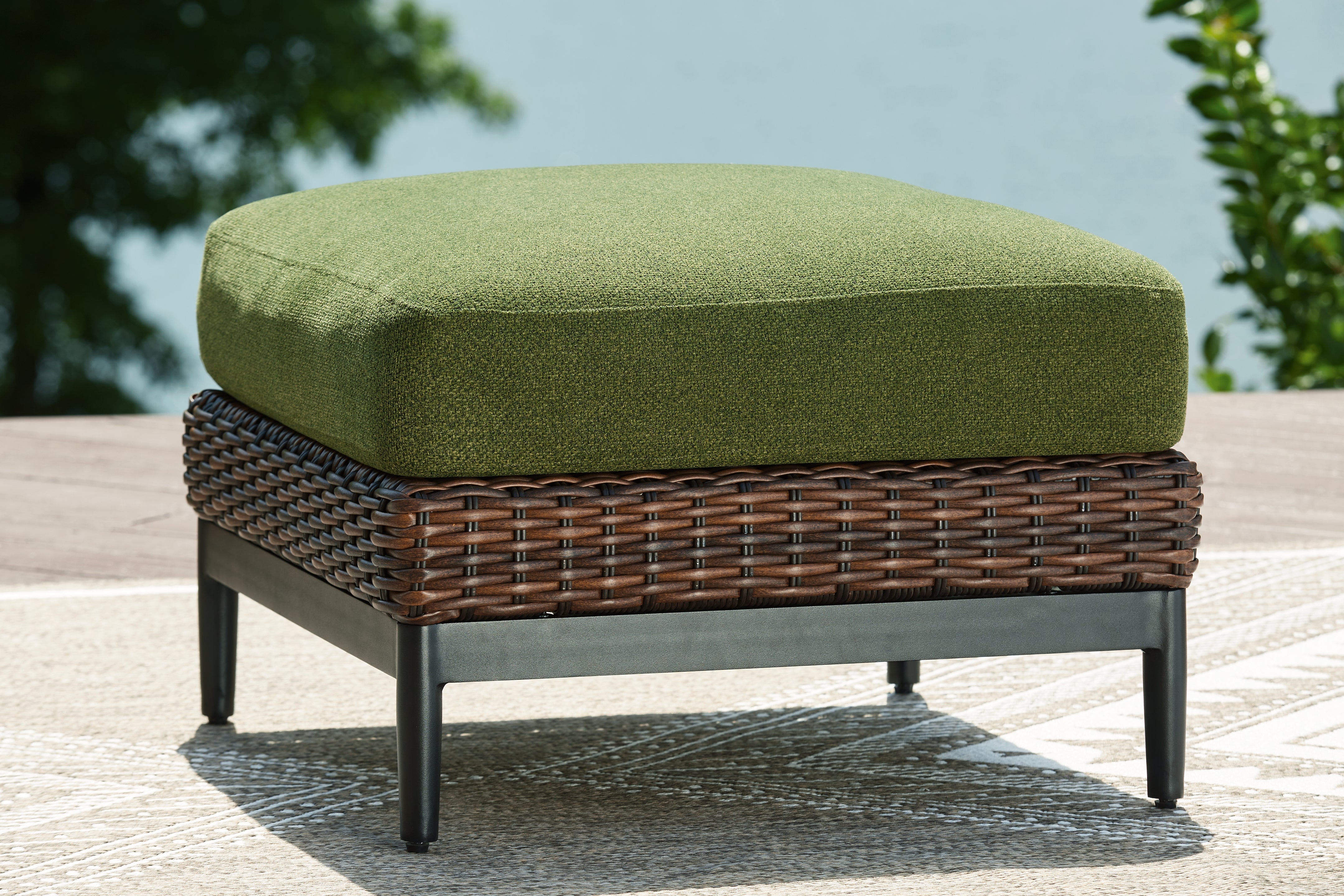 A2Z Furniture - Ashley Furniture - Horizon Hall Outdoor - Ottoman with Cushion / Brown/Green - P572-814