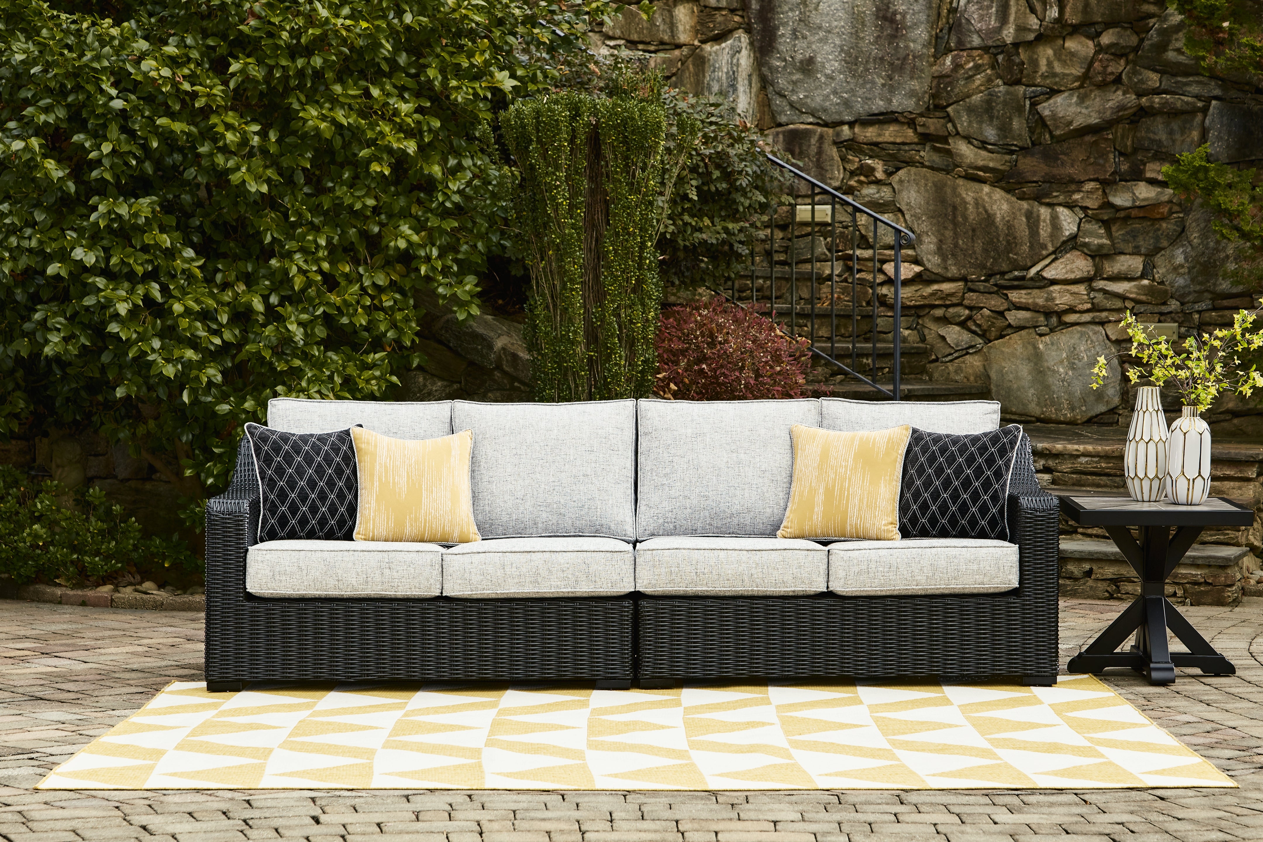 A2Z Furniture - Ashley Furniture - Beachcroft Outdoor - RAF/LAF Loveseat w/CUSH (Set of 2) / Black/Light Gray - P792-854