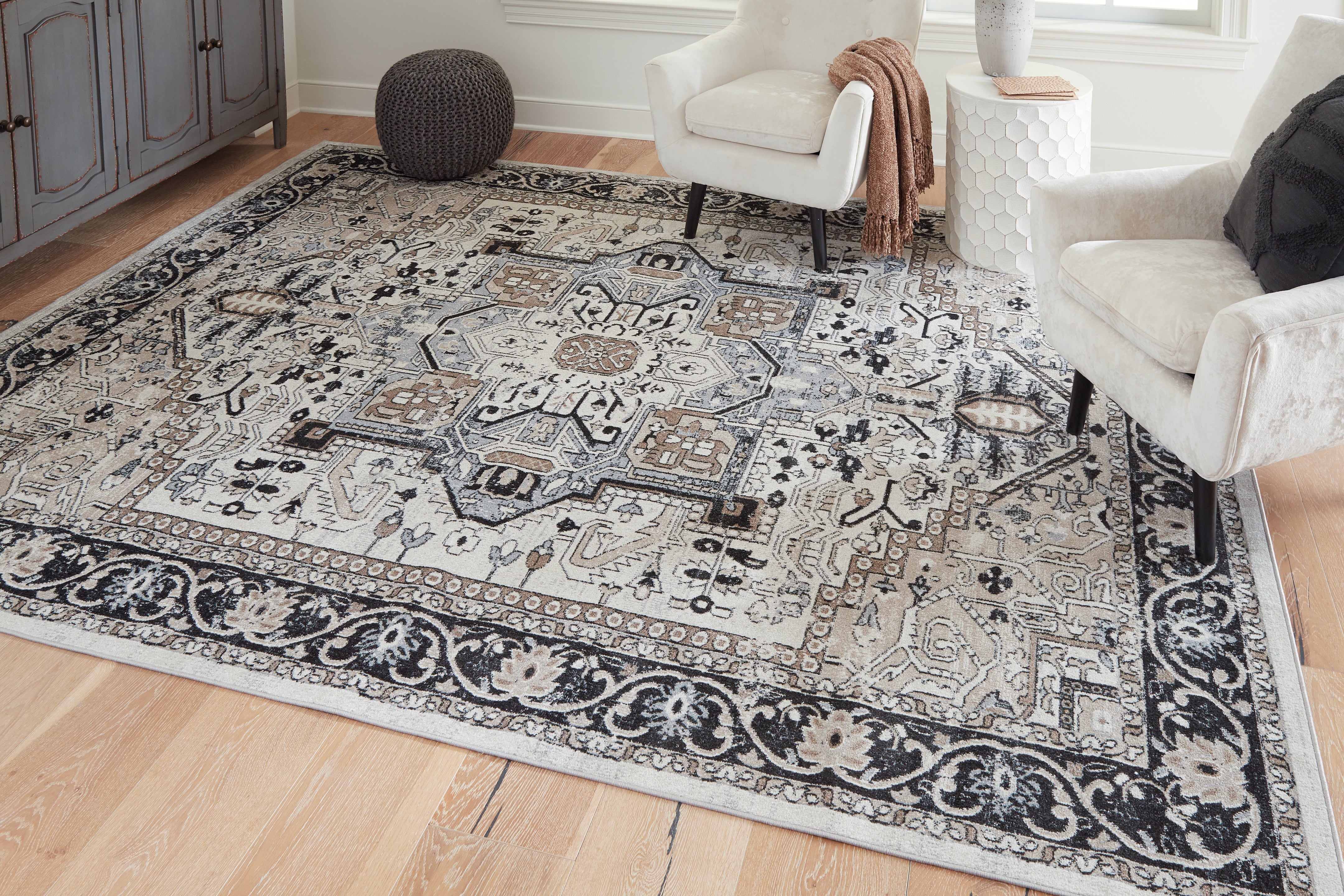 A2Z Furniture - Ashley Furniture - Gregmoore Rug - 7'9" x 9'11" Washable Rug / Multi - R405821