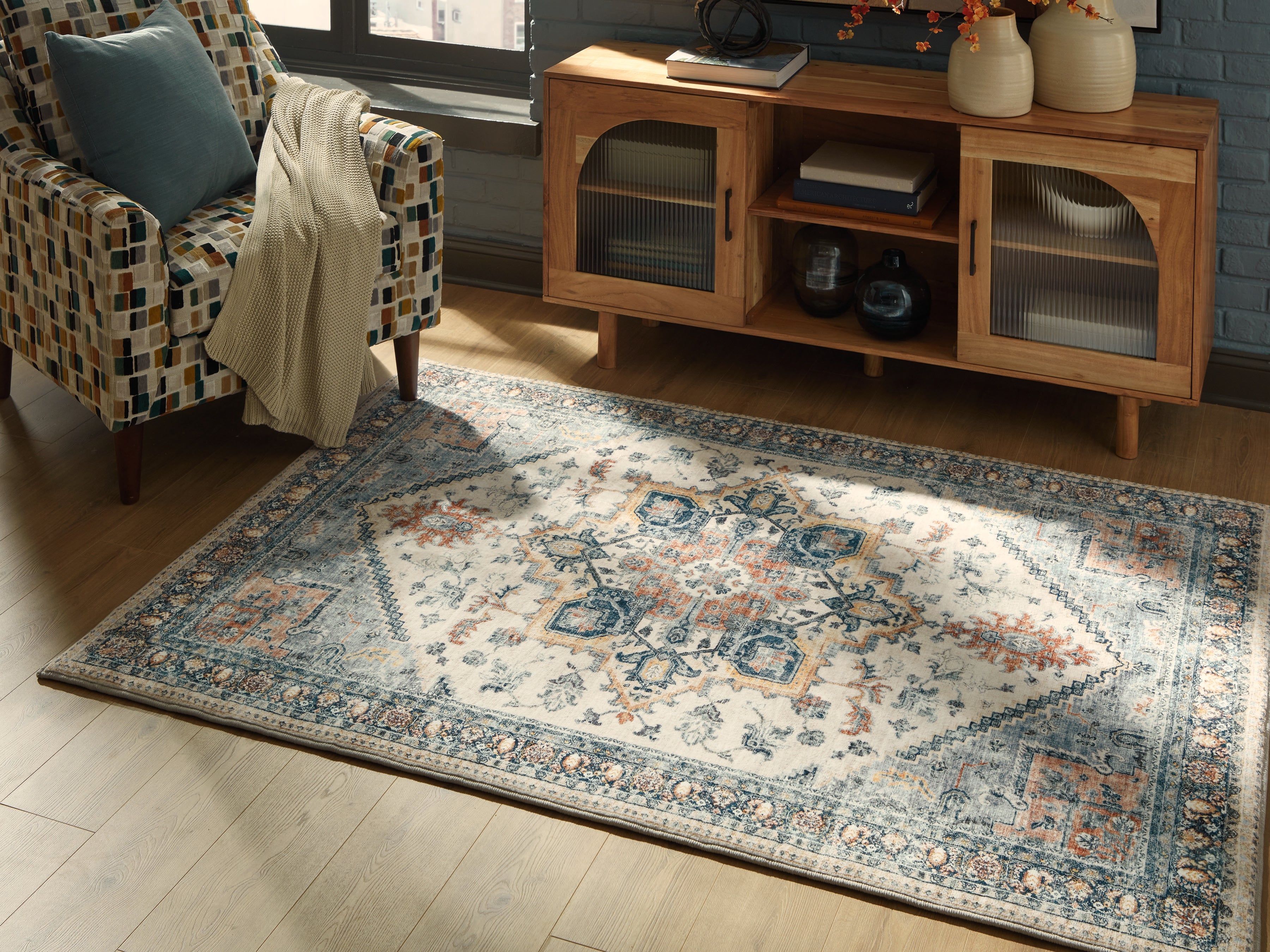 A2Z Furniture - Ashley Furniture - Wallney Rug - 5' x 7' Area Rug / Multi - R407492