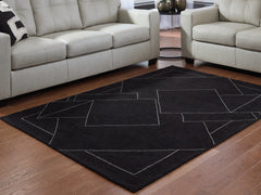 A2Z Furniture - Ashley Furniture - Marav Rug - 5' x 7' Area Rug / Black/White - R407532