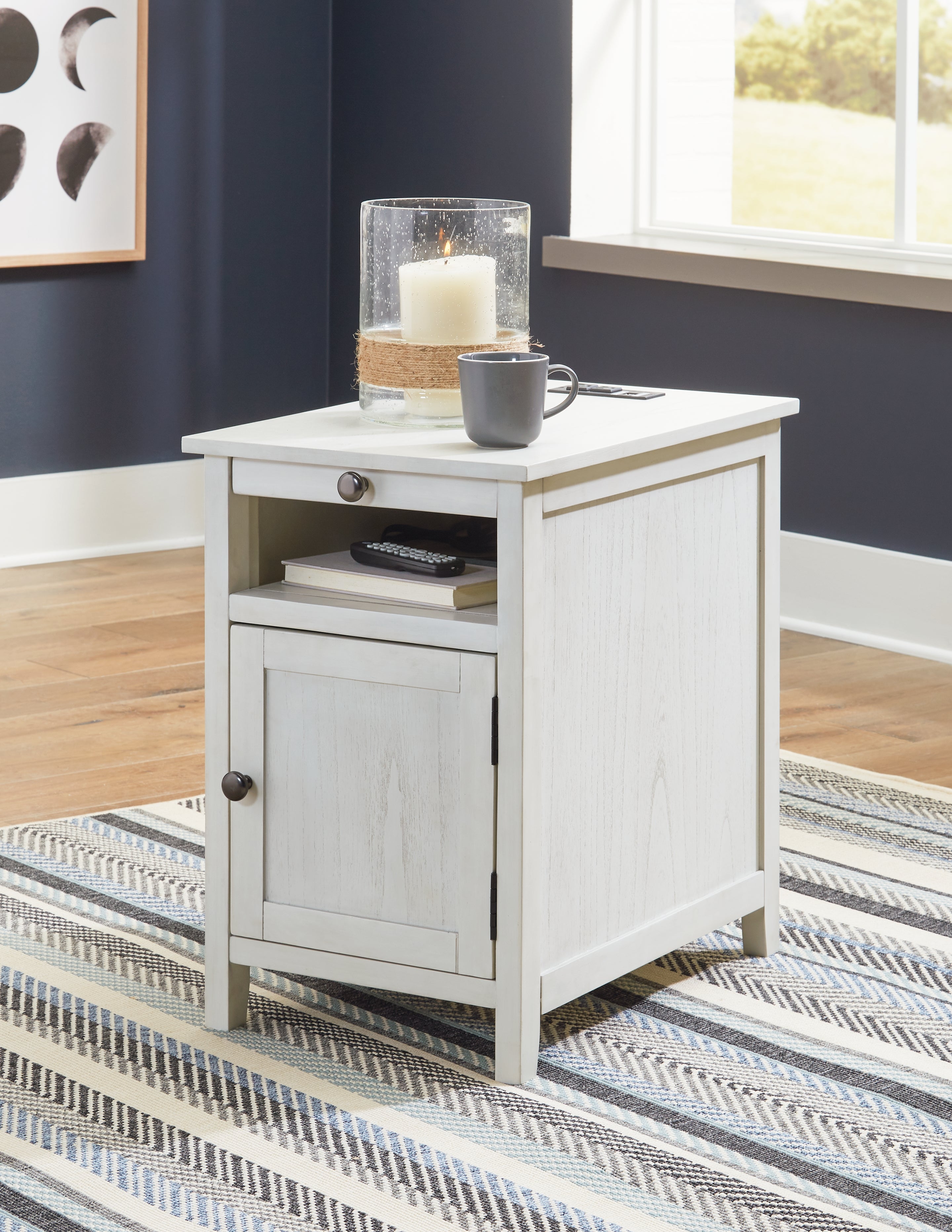 A2Z Furniture - Ashley Furniture - Treytown Chairside End Table - Chair Side End Table / Antique White - T300-517