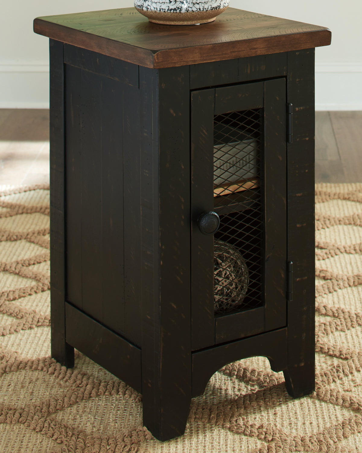 A2Z Furniture - Ashley Furniture - Valebeck Chairside End Table - Chair Side End Table / Black/Brown - T468-7