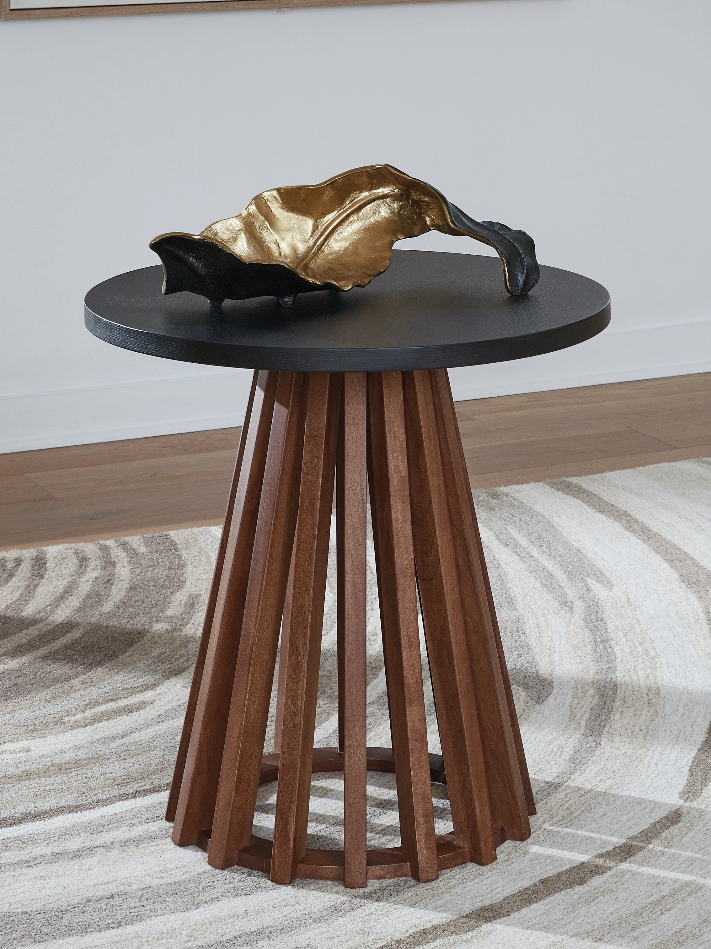 A2Z Furniture - Ashley Furniture - Kallari End Table - Round End Table / Warm Brown/Black - T737-6