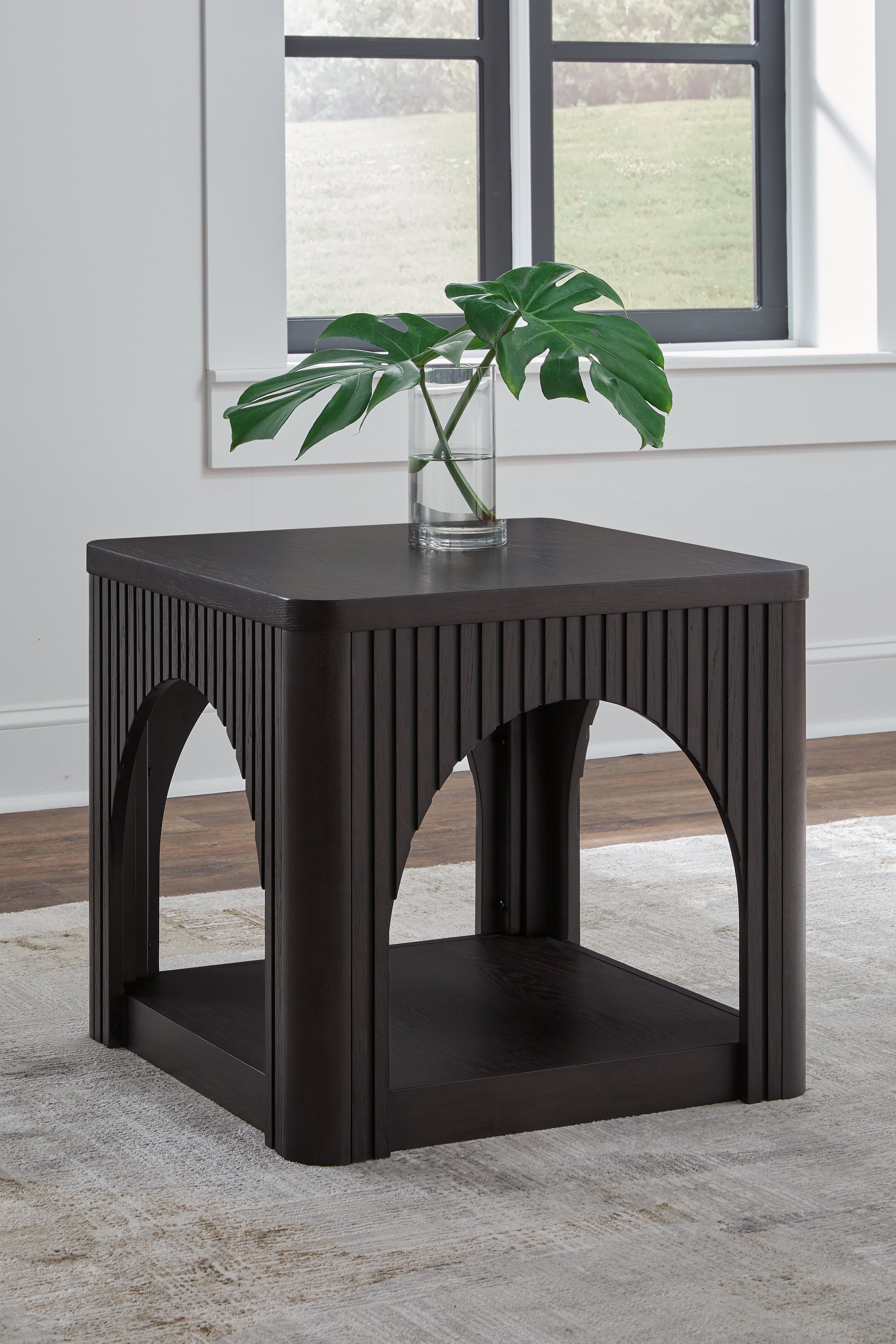 A2Z Furniture - Ashley Furniture - Yellink End Table - Square End Table / Black - T760-2
